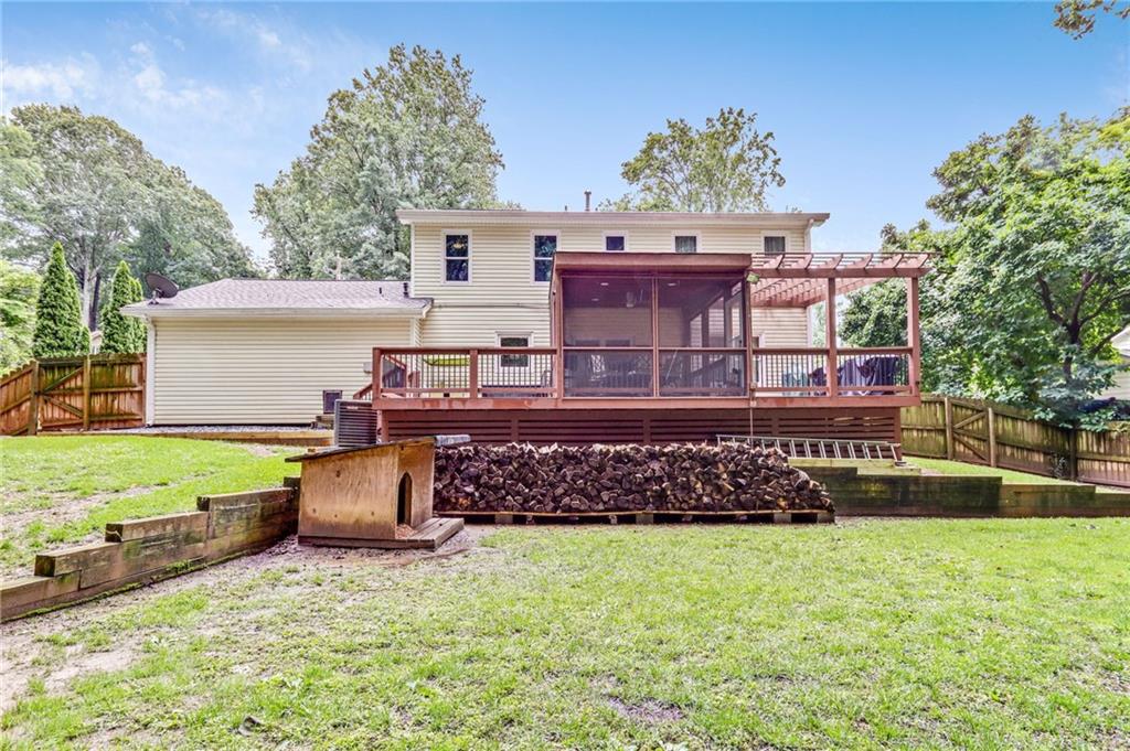 Smyrna, Georgia, 30080, United States, 3 Bedrooms Bedrooms, ,3 BathroomsBathrooms,Residential,For Sale,1983816