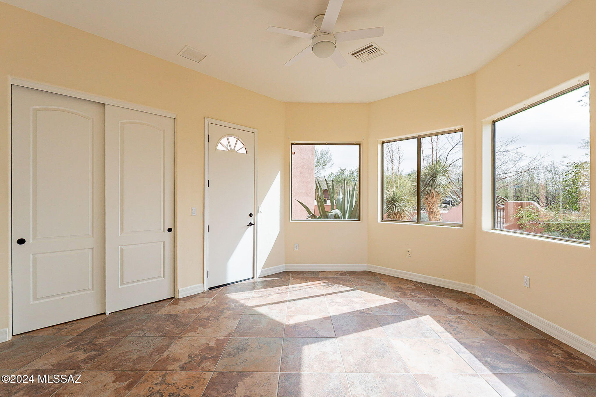 Green Valley, Arizona, 85614, United States, 5 Bedrooms Bedrooms, ,4 BathroomsBathrooms,Residential,For Sale,1826718