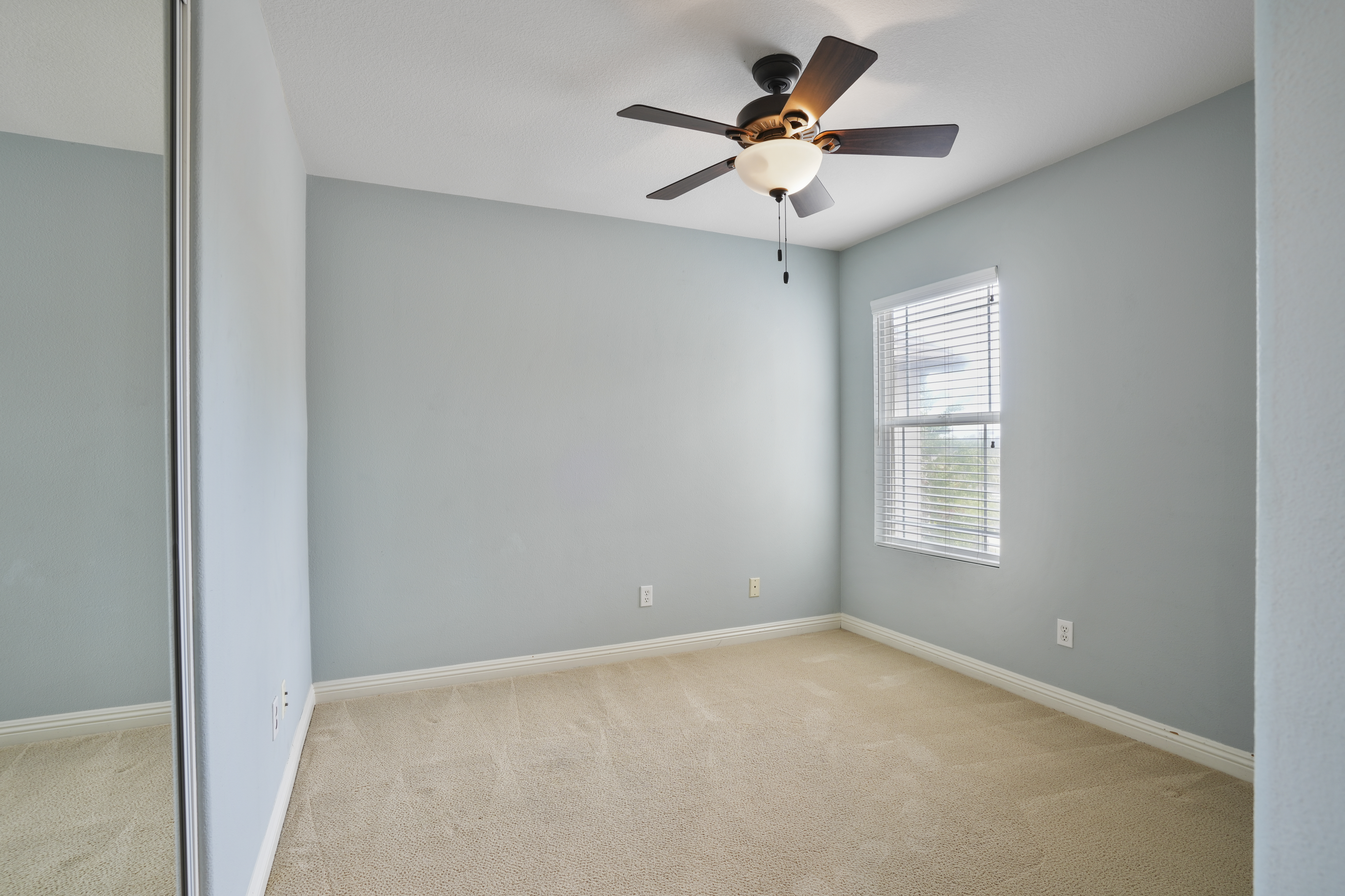  2496 Maxson Court, Signal Hill, CA 90755 - 物件實景