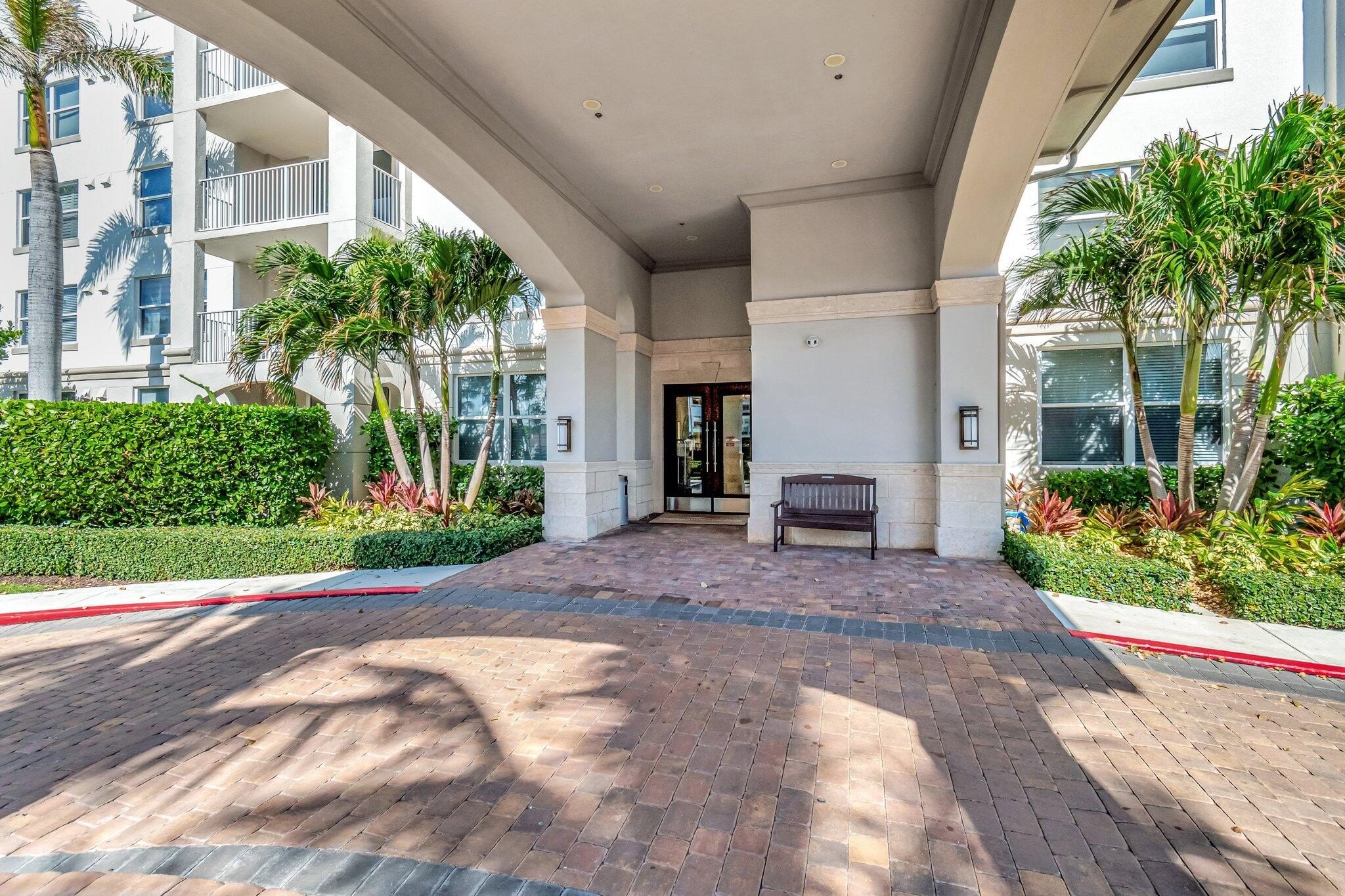 Highland Beach, Florida, 33487, United States, 2 Bedrooms Bedrooms, ,2 BathroomsBathrooms,Residential,For Sale,1921723