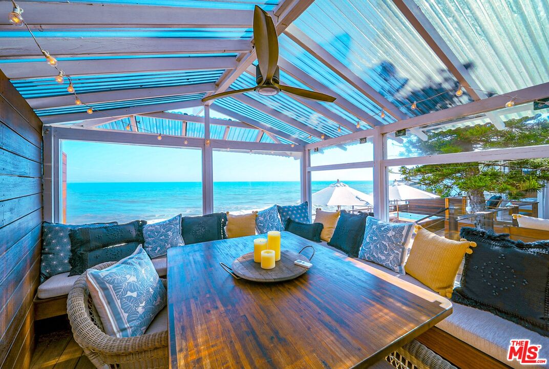 Malibu, California, 90265, United States, 3 Bedrooms Bedrooms, ,2 BathroomsBathrooms,Residential,For Sale,1992051