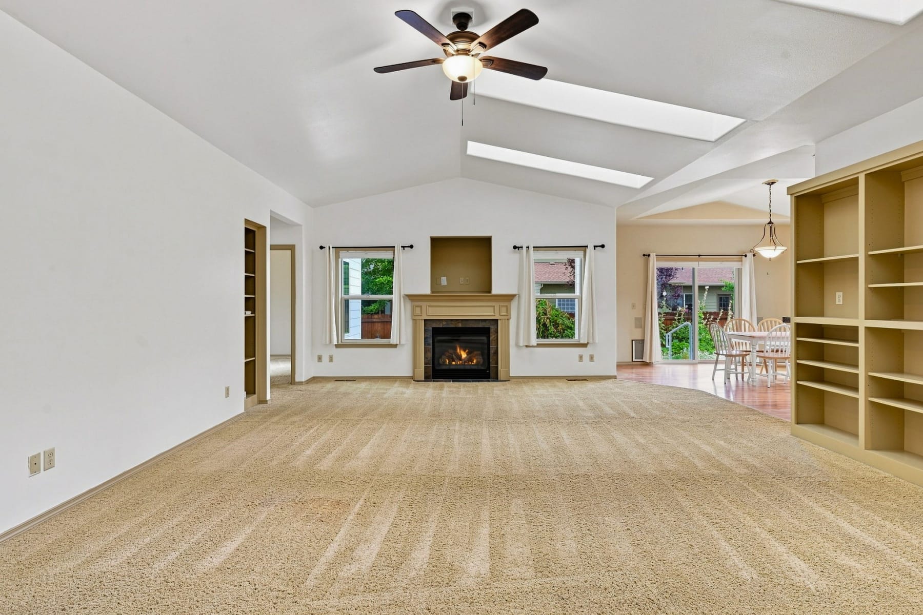  2234 SE Pilatus Lane Bend, OR 97702 - 物件實景