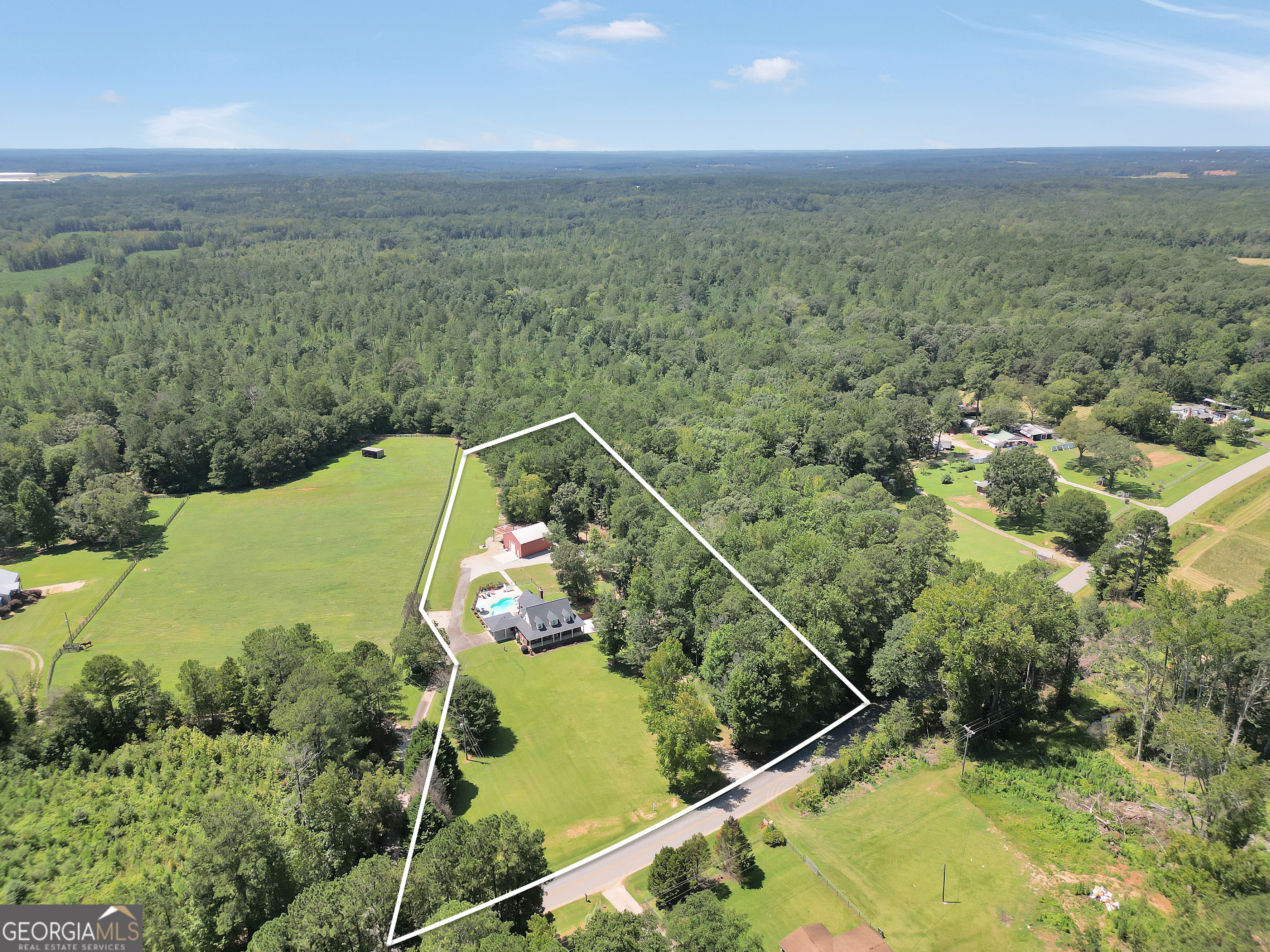 Jenkinsburg, Georgia, 30234, United States, 5 Bedrooms Bedrooms, ,4 BathroomsBathrooms,Residential,For Sale,1928448