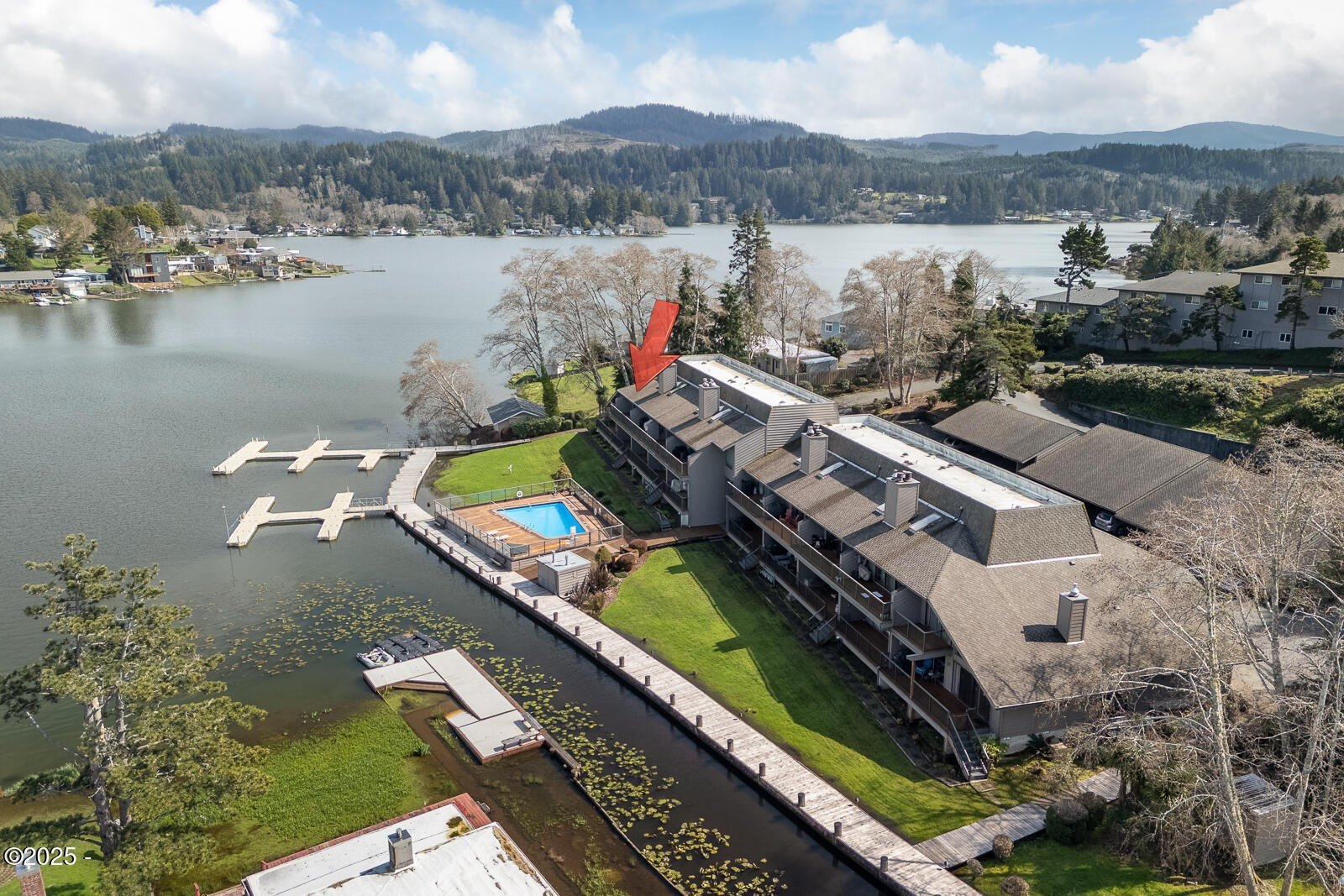 Lincoln City, Oregon, 97367, United States, 3 Bedrooms Bedrooms, ,2 BathroomsBathrooms,Residential,For Sale,1867179