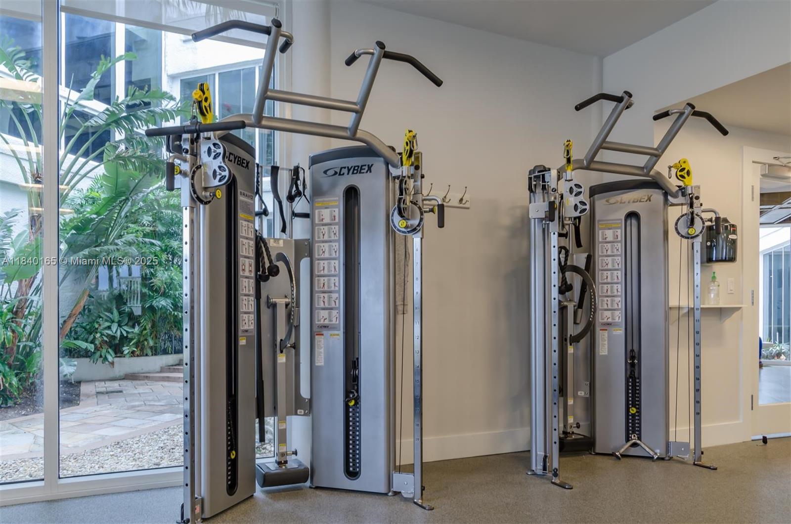 Aventura, Florida, 33180, United States, 2 Bedrooms Bedrooms, ,2 BathroomsBathrooms,Residential,For Sale,1897536