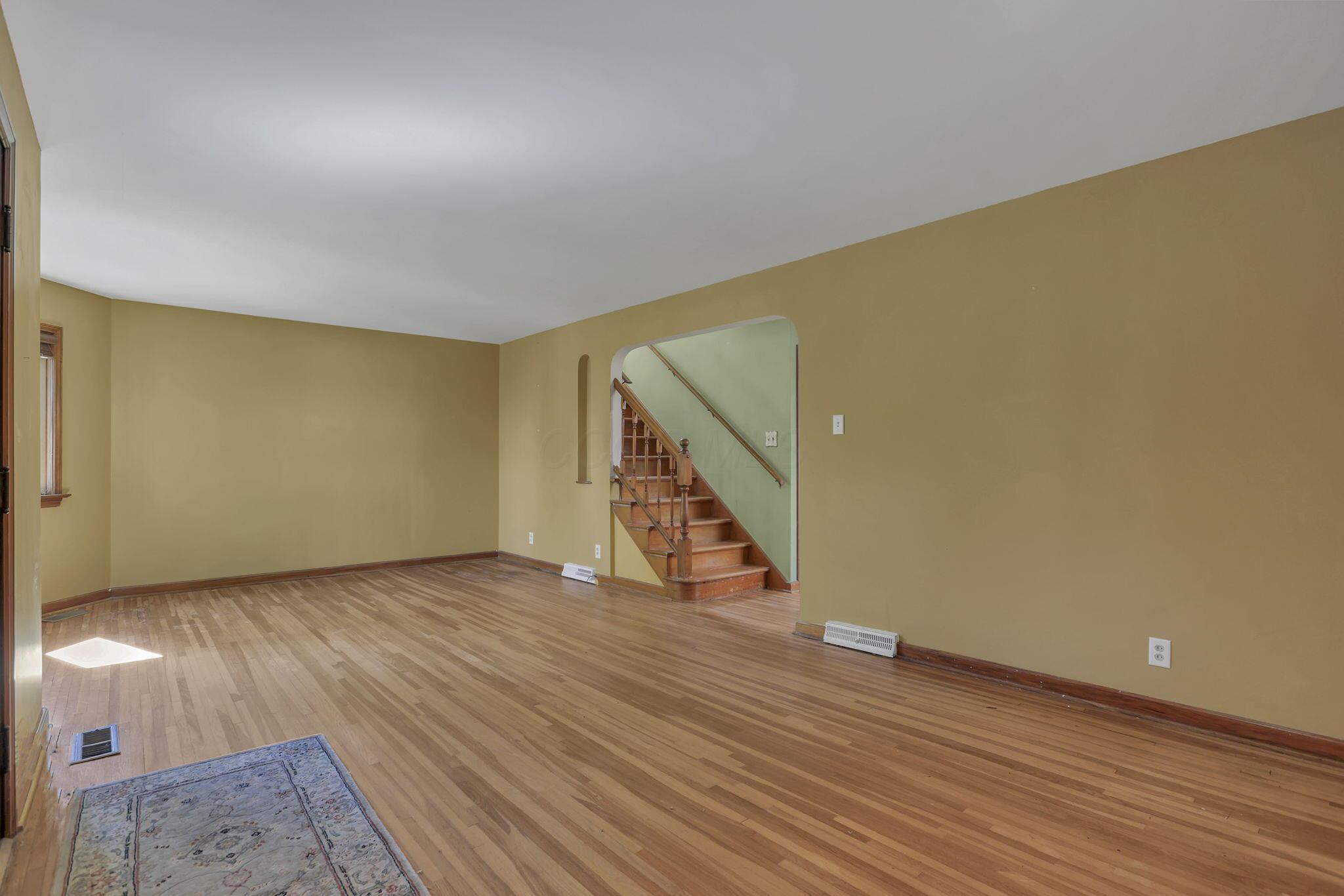 Bexley, Ohio, 43209, United States, 4 Bedrooms Bedrooms, ,3 BathroomsBathrooms,Residential,For Sale,1978539