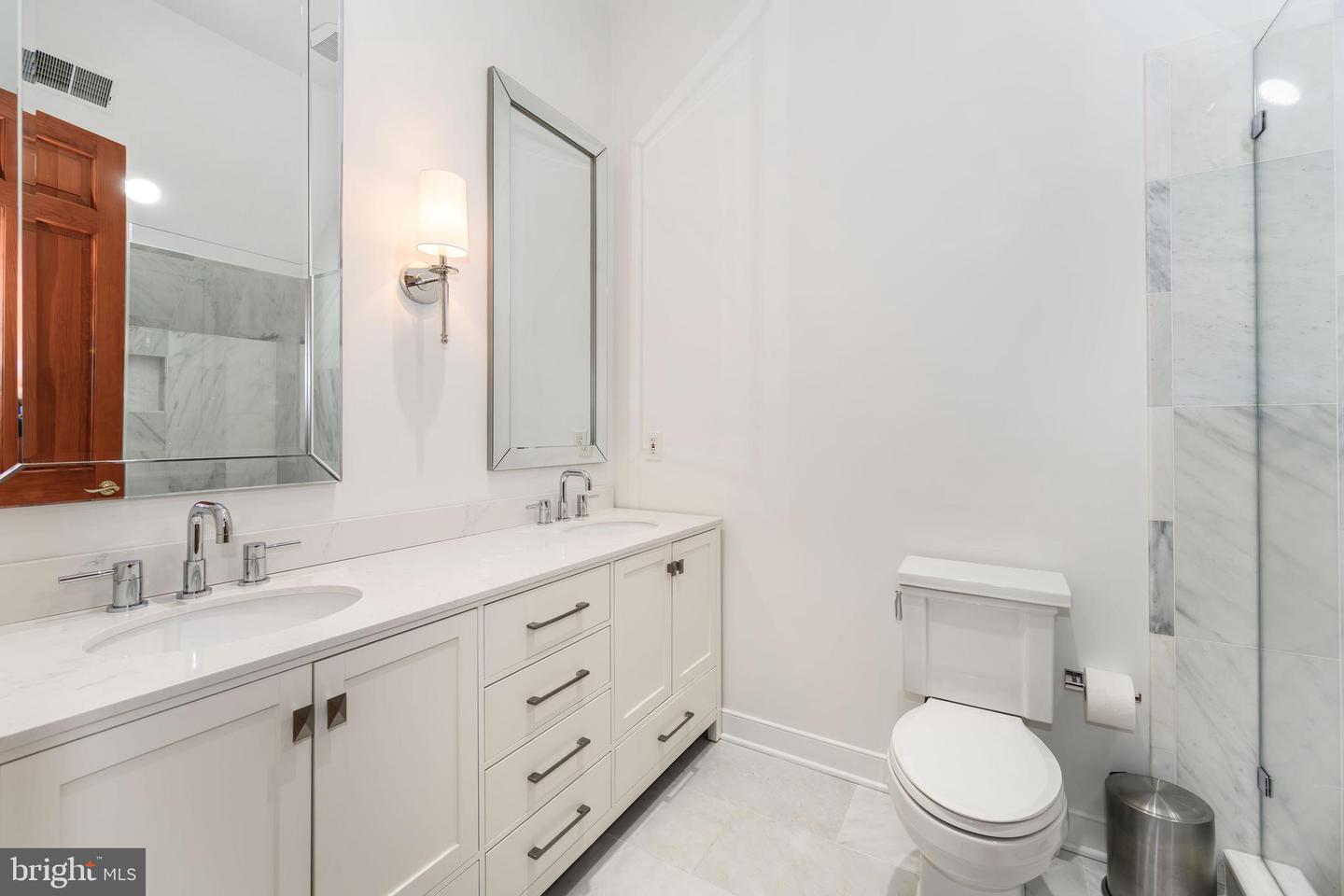 Queenstown, Maryland, 21658, United States, 5 Bedrooms Bedrooms, ,6 BathroomsBathrooms,Residential,For Sale,1940127