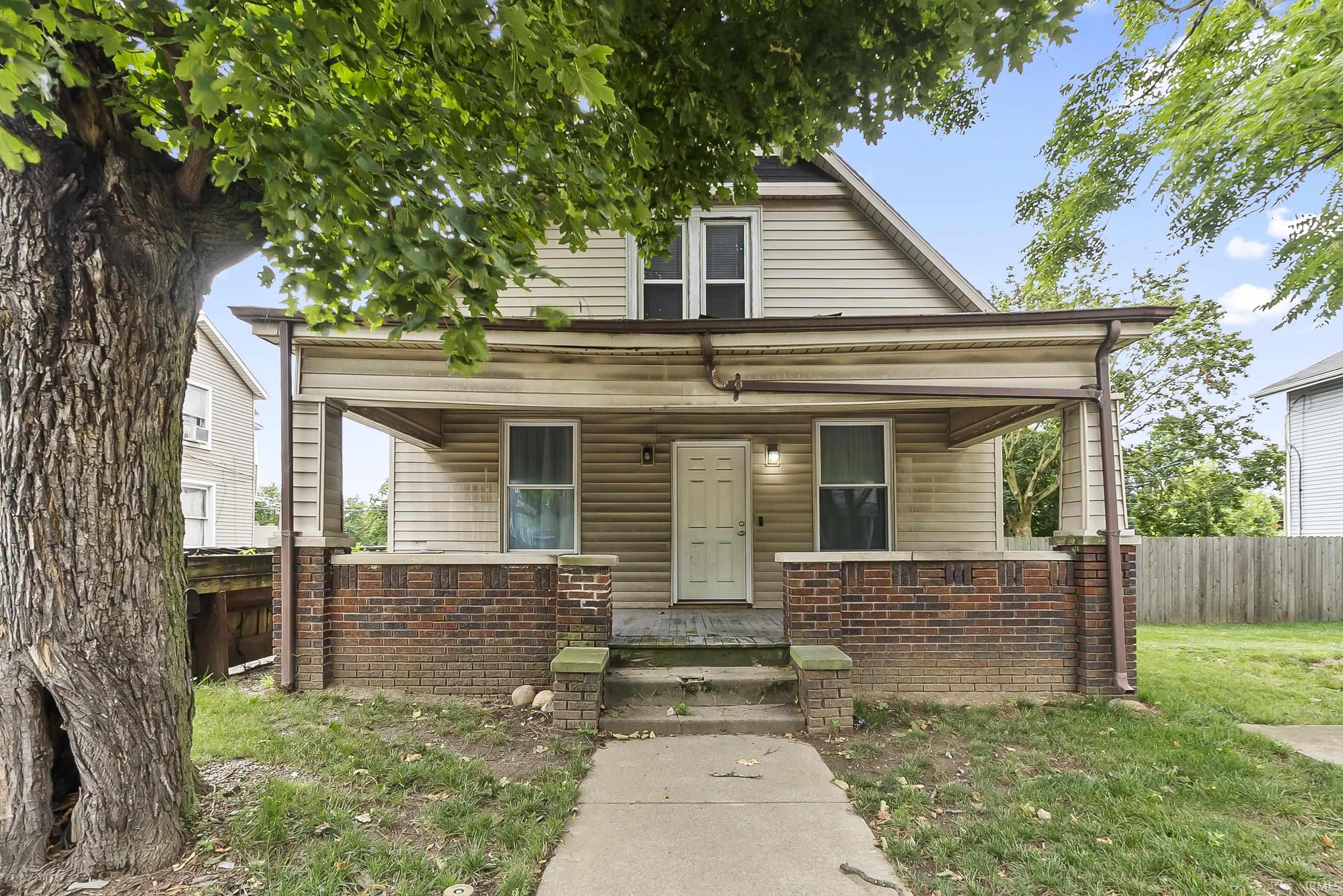 Fort Wayne, Indiana, 46805-3241, United States, 6 Bedrooms Bedrooms, ,4 BathroomsBathrooms,Residential,For Sale,1923084