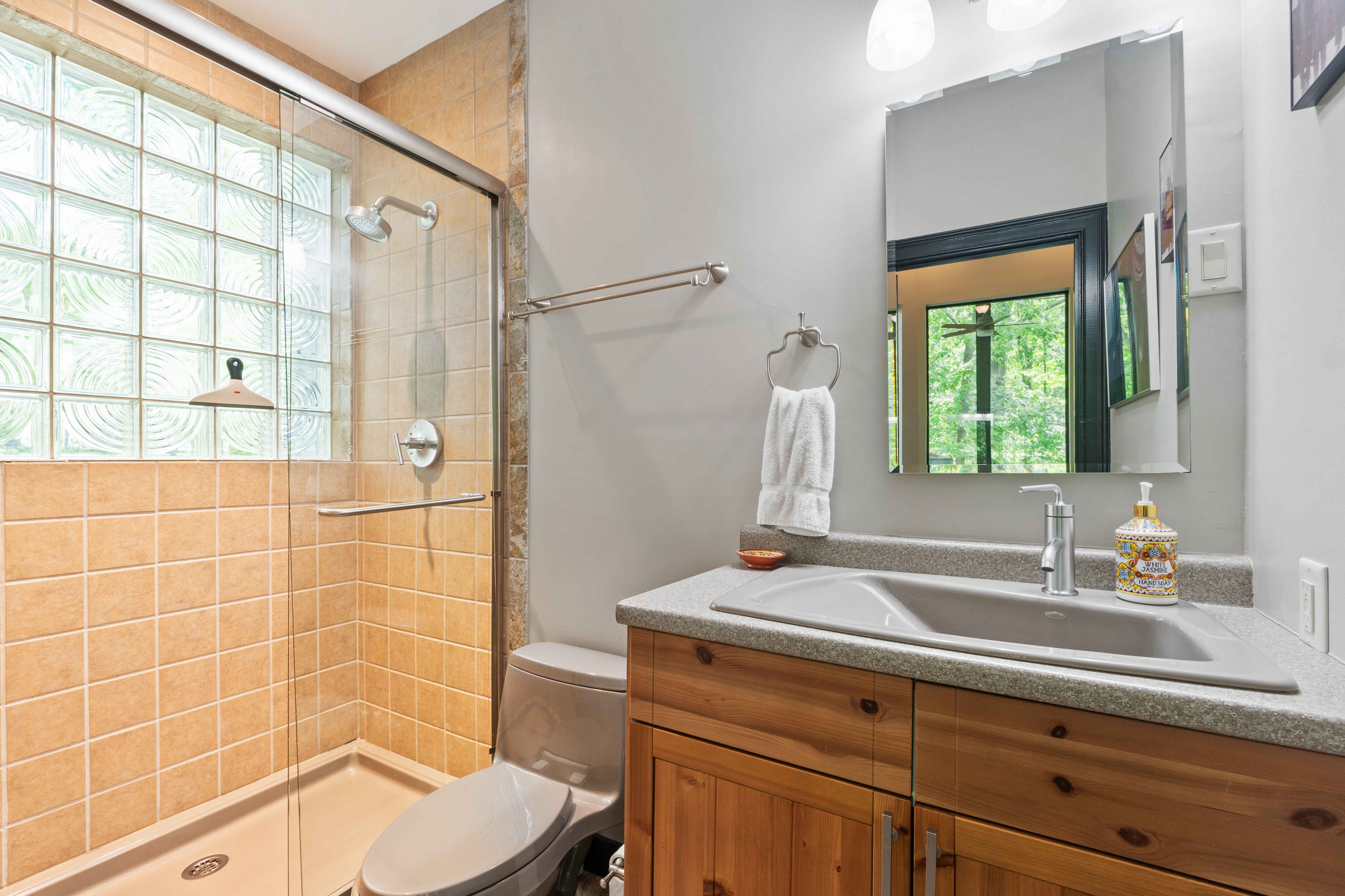  Inviting Kirkwood Home with Stunning Features - 物件實景