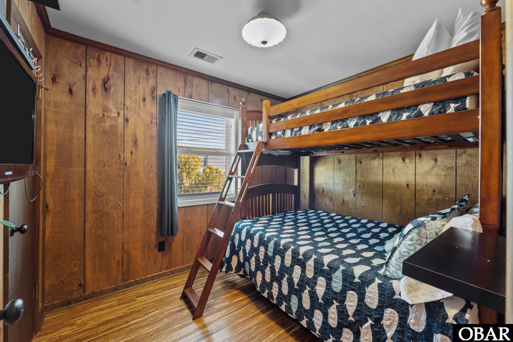 Kill Devil Hills, North Carolina, 27948, United States, 3 Bedrooms Bedrooms, ,2 BathroomsBathrooms,Residential,For Sale,1911985
