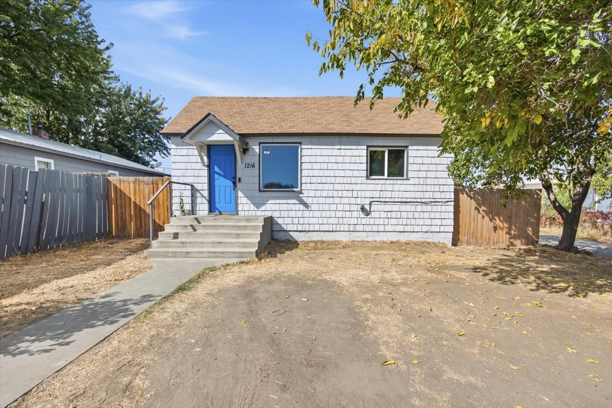3rd Ave, Pasco, WA 99301