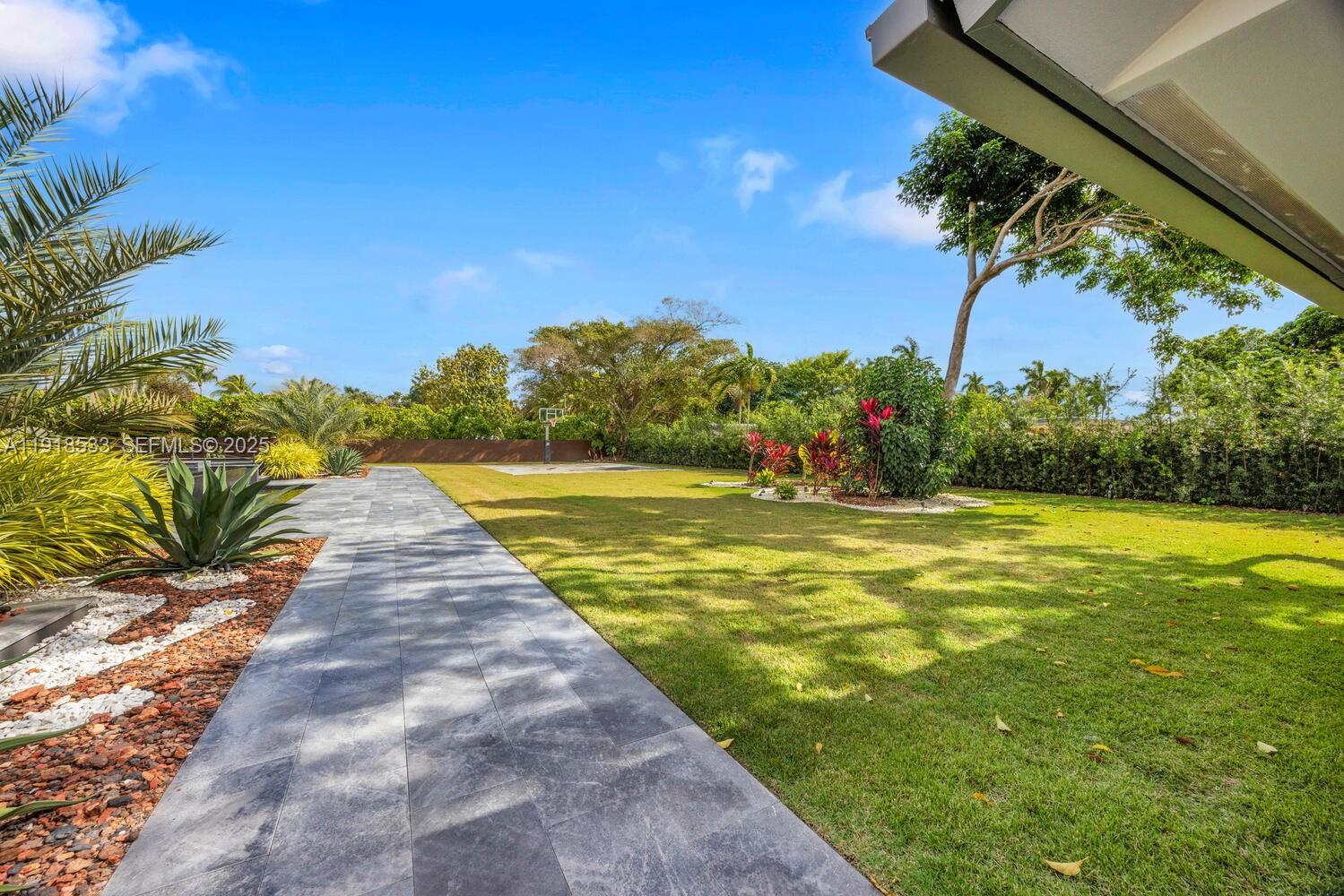 Miami, Florida, 33173, United States, 6 Bedrooms Bedrooms, ,7 BathroomsBathrooms,Residential,For Sale,2001798