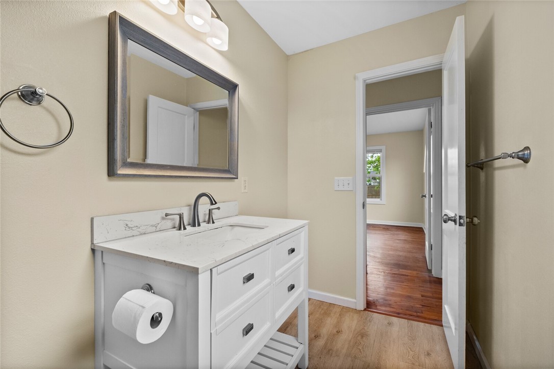 Bentonville, Arkansas, 72712, United States, 2 Bedrooms Bedrooms, ,1 BathroomBathrooms,Residential,For Sale,1793359