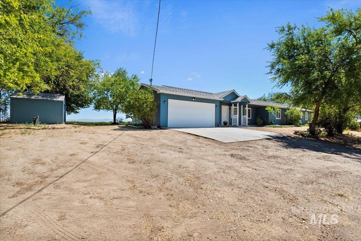 New Plymouth, Idaho, 83655-5457, United States, 5 Bedrooms Bedrooms, ,Residential,For Sale,1918304
