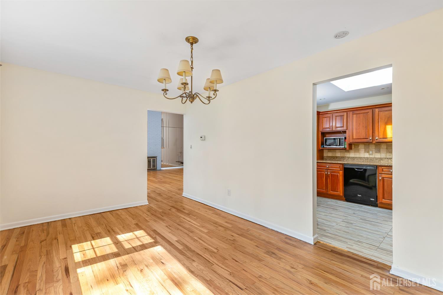 Bound Brook, New Jersey, 08805, United States, 3 Bedrooms Bedrooms, ,3 BathroomsBathrooms,Residential,For Sale,1982142