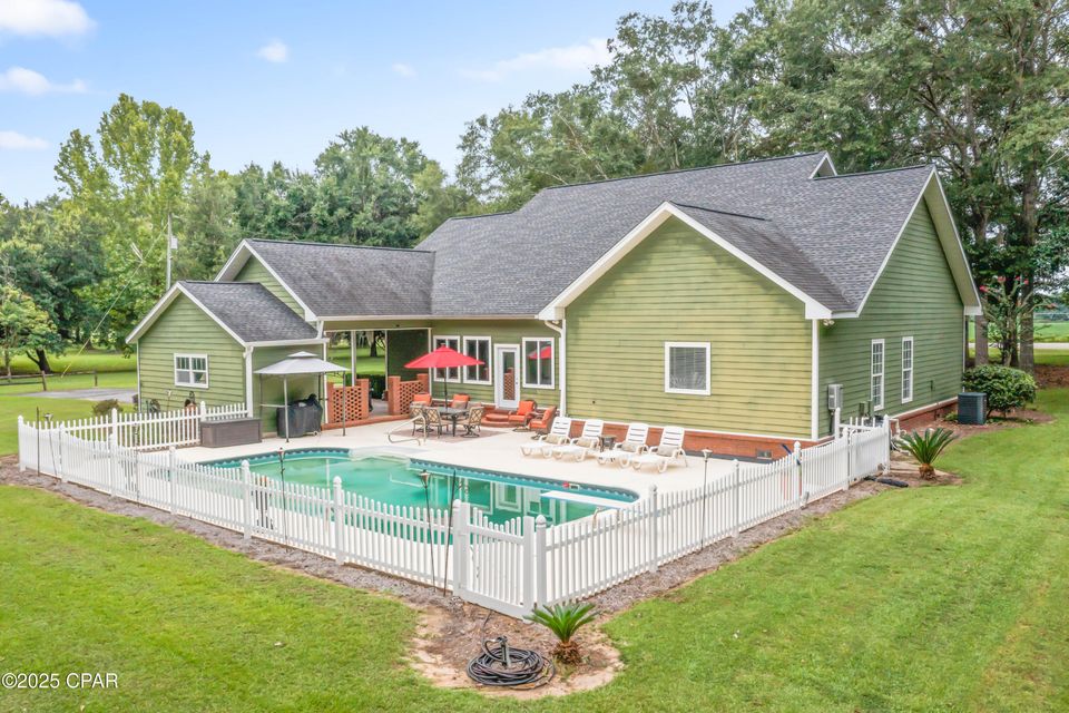 Malone, Florida, 32445, United States, 3 Bedrooms Bedrooms, ,3 BathroomsBathrooms,Residential,For Sale,1974883