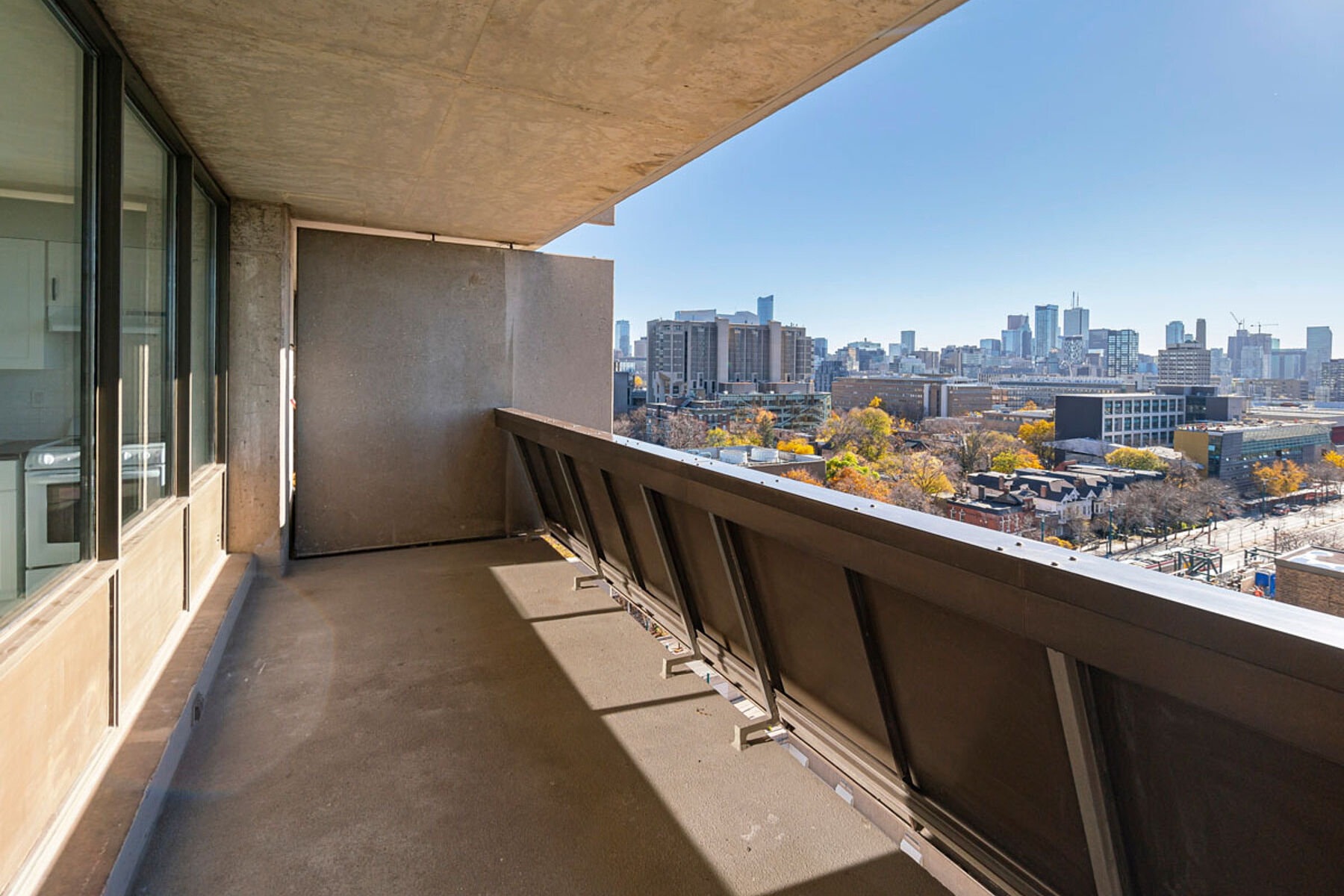  720 Spadina Limited - 物件實景