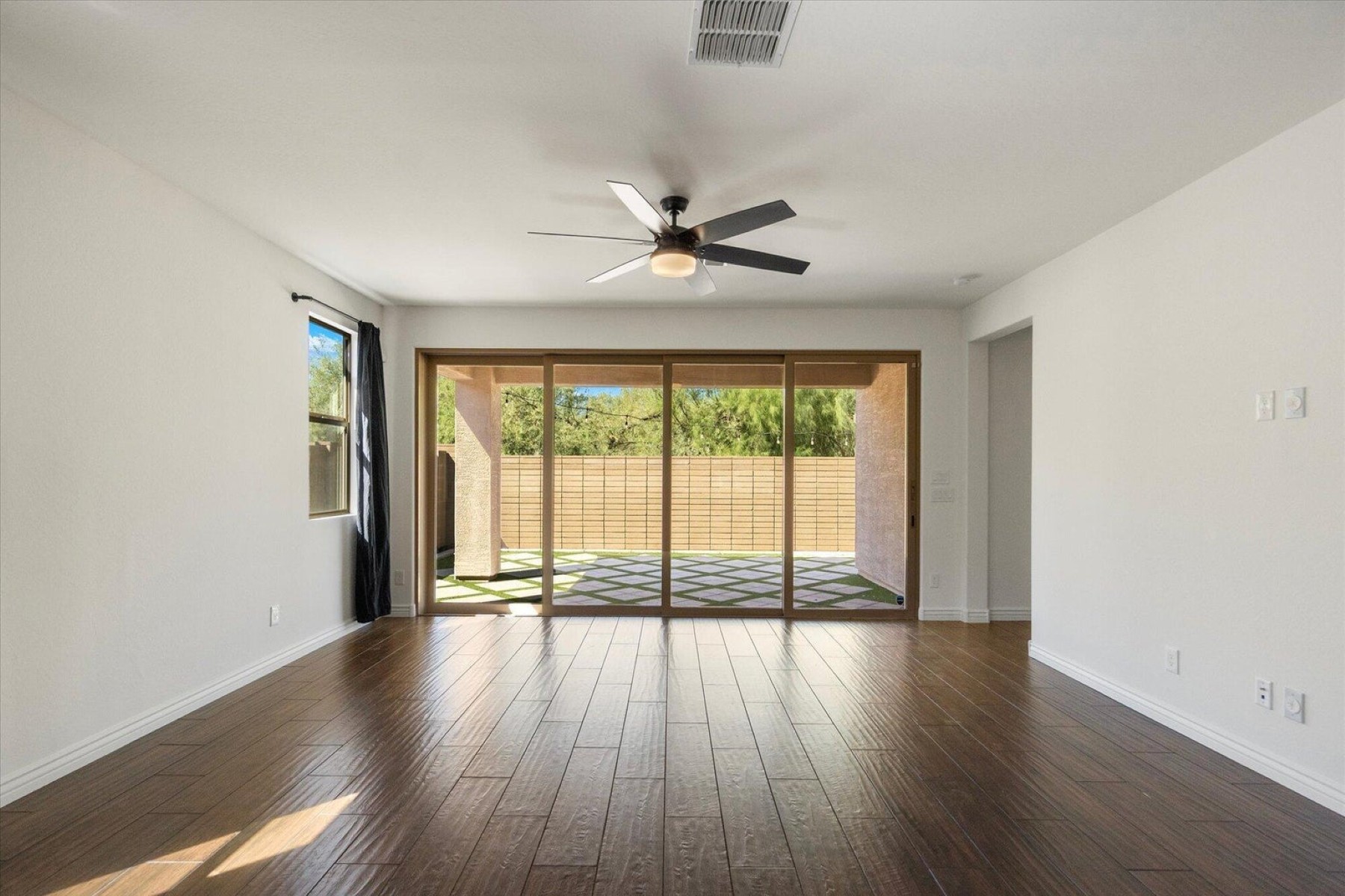  5622 S 28th Street¦Phoenix, AZ - 物件實景