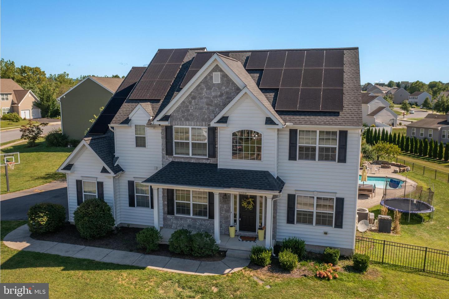 Palmyra, Pennsylvania, 17078, United States, 5 Bedrooms Bedrooms, ,3 BathroomsBathrooms,Residential,For Sale,1827180