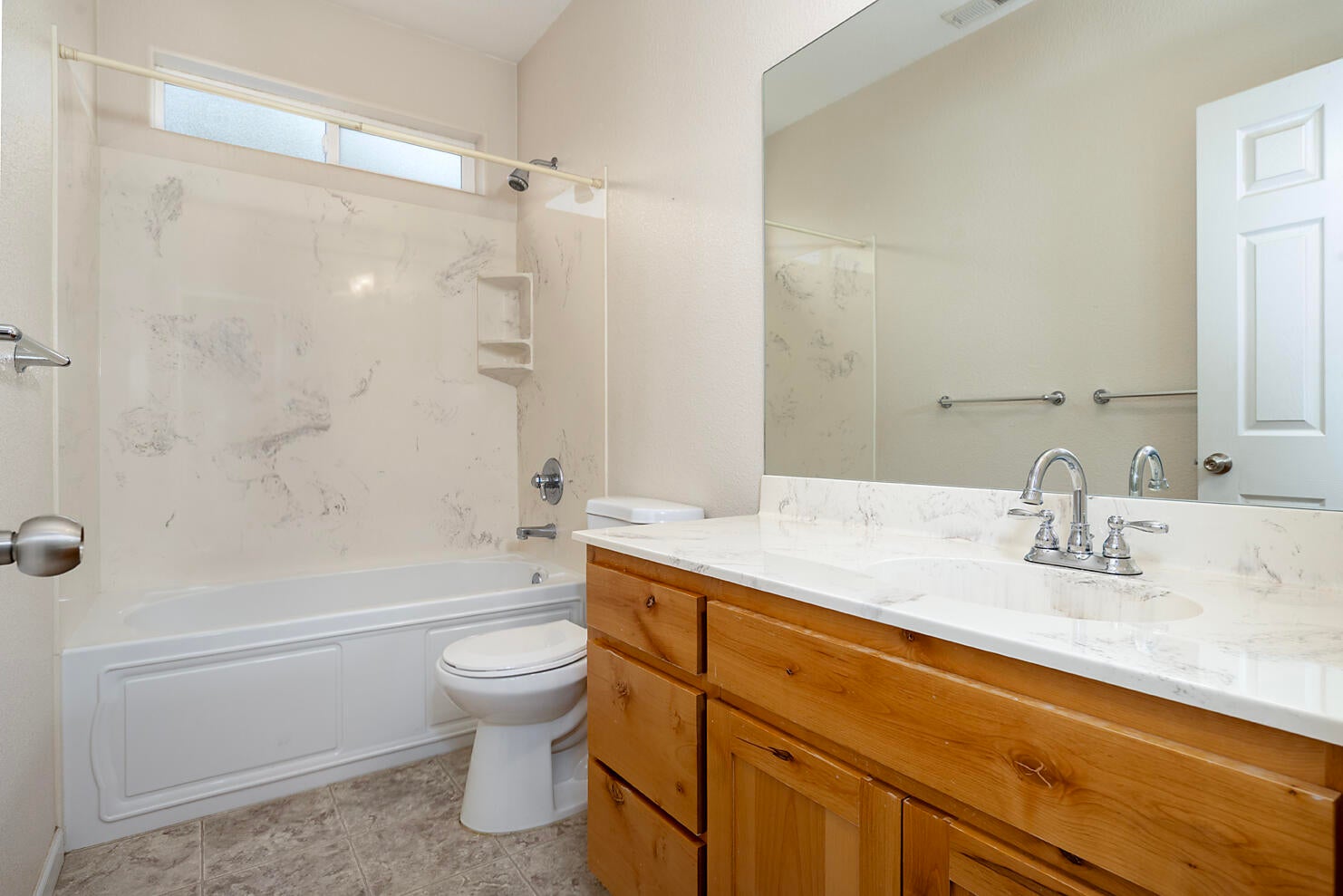 Grants Pass, Oregon, 97526, United States, 3 Bedrooms Bedrooms, ,3 BathroomsBathrooms,Residential,For Sale,1994829