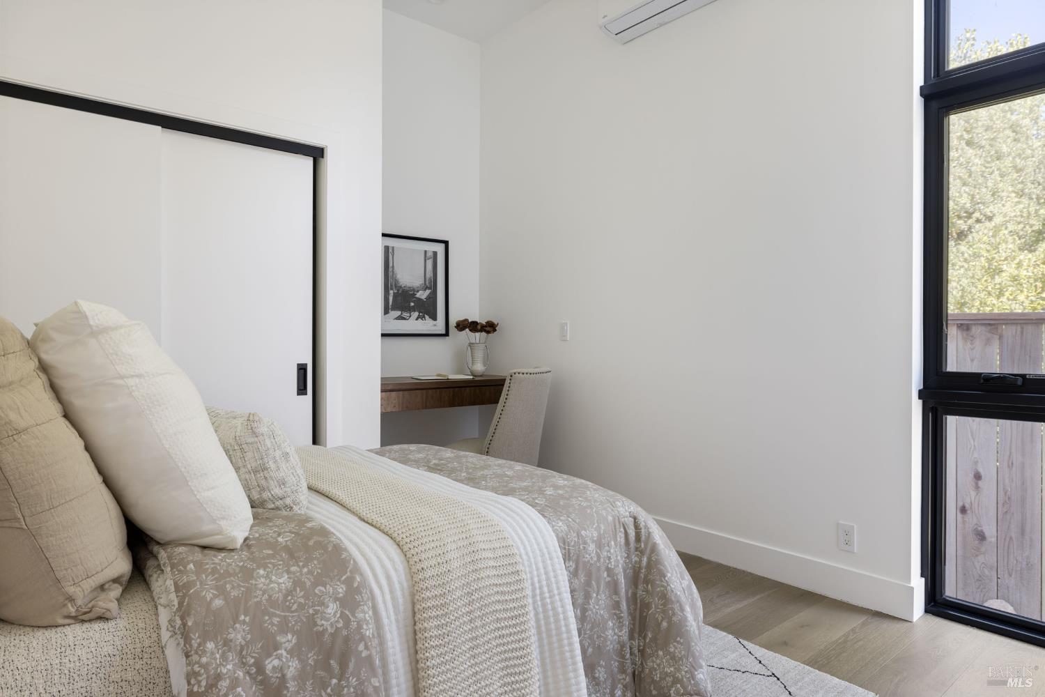 Petaluma, California, 94952, United States, 3 Bedrooms Bedrooms, ,2 BathroomsBathrooms,Residential,For Sale,1977520