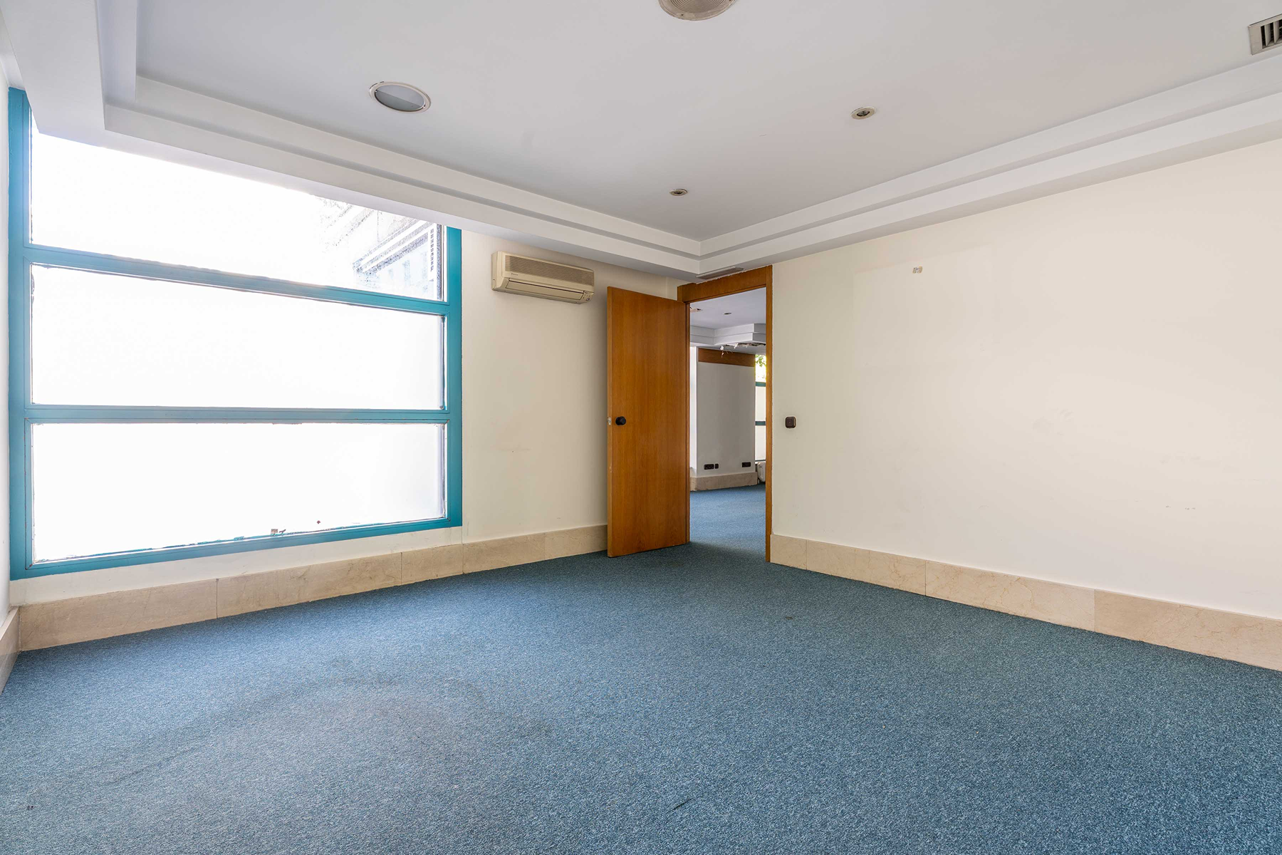  Opportunity in Recoletos with project for 2 exterior suites - 物件實景