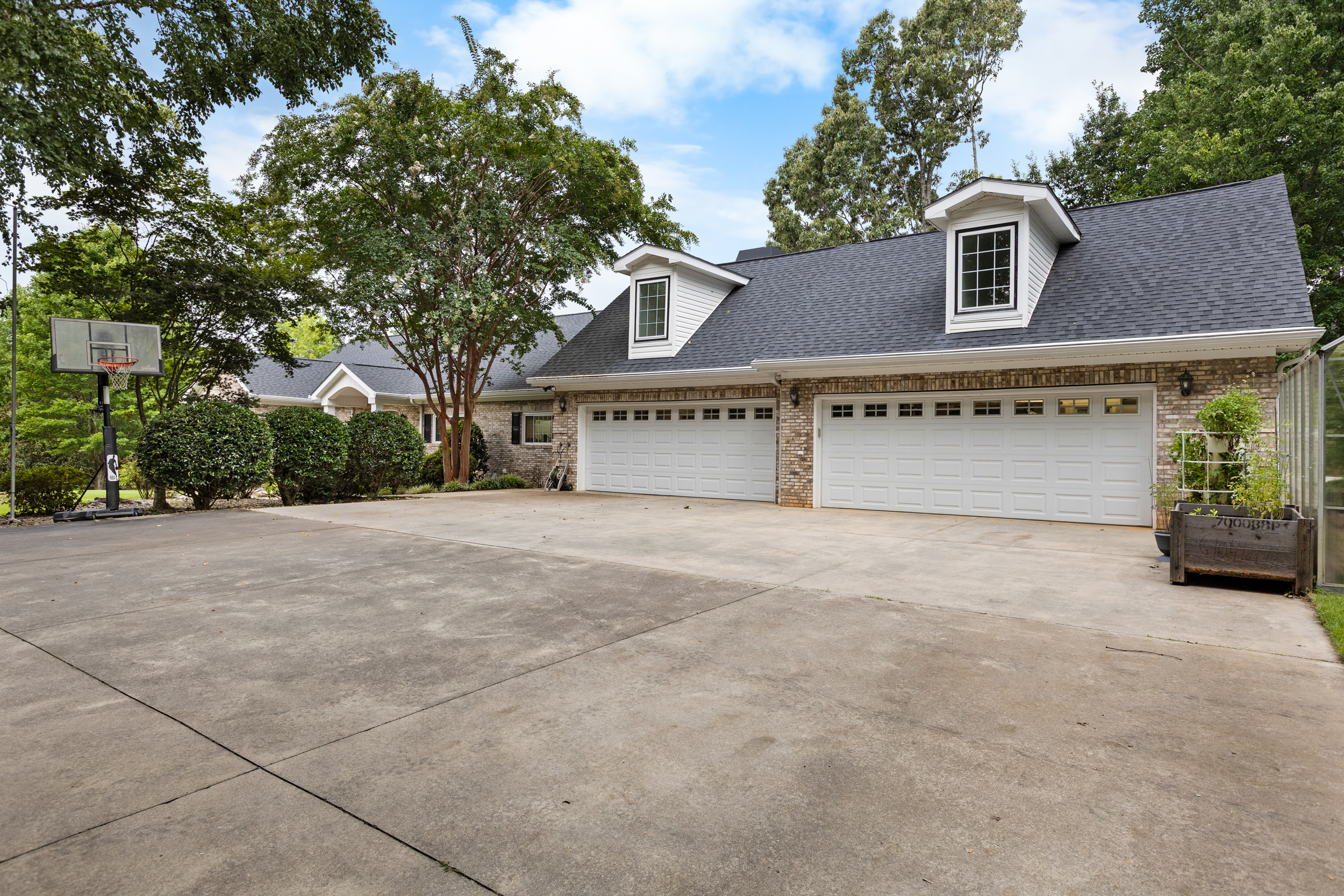  3765 South Carolina 11, Pickens, SC 29671 - 物件實景