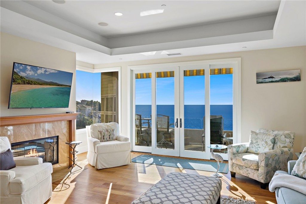 Laguna Beach, California, 92651, United States, 4 Bedrooms Bedrooms, ,5 BathroomsBathrooms,Residential,For Sale,2000559