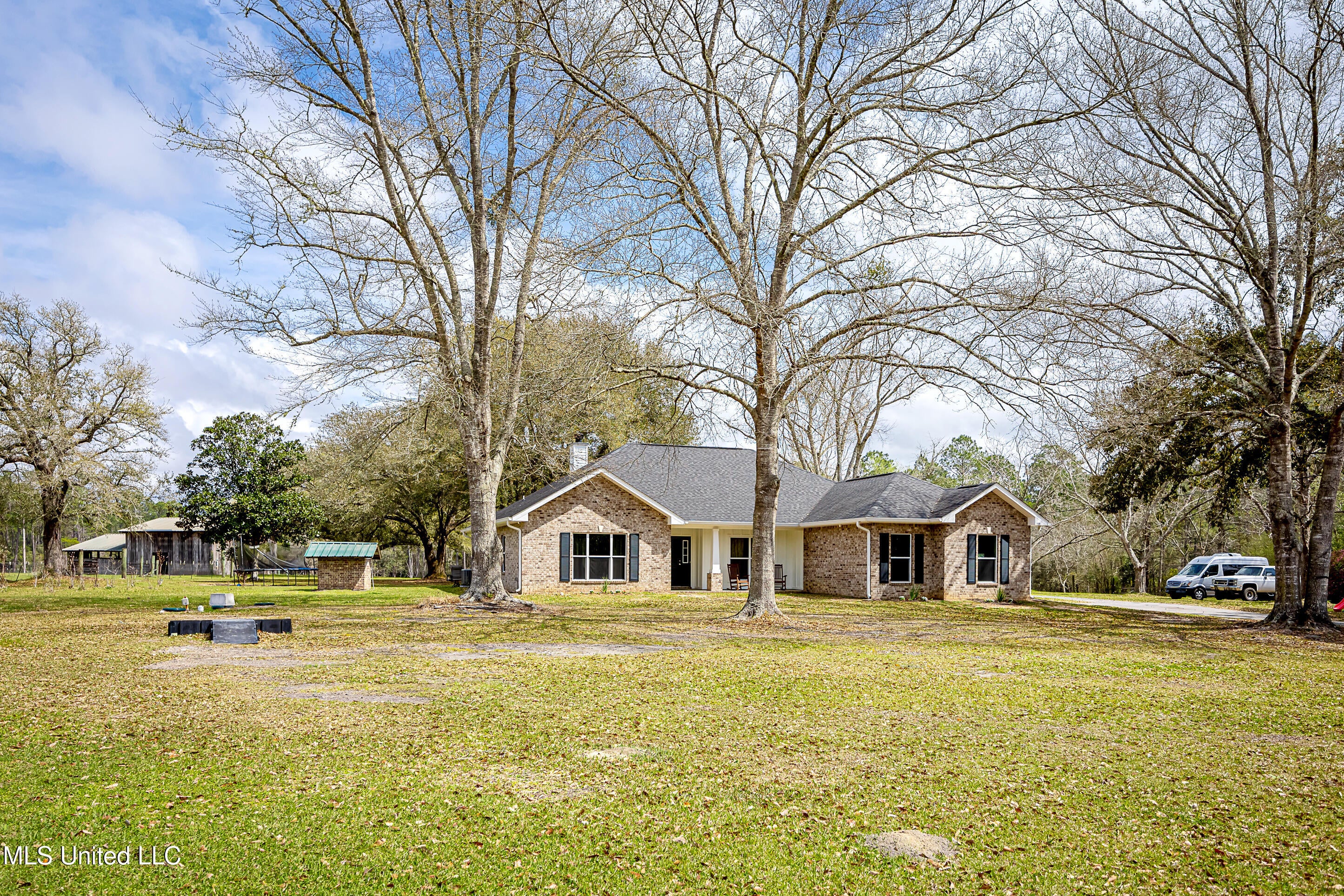 Vancleave, Mississippi, 39565, United States, 4 Bedrooms Bedrooms, ,2 BathroomsBathrooms,Residential,For Sale,1927401