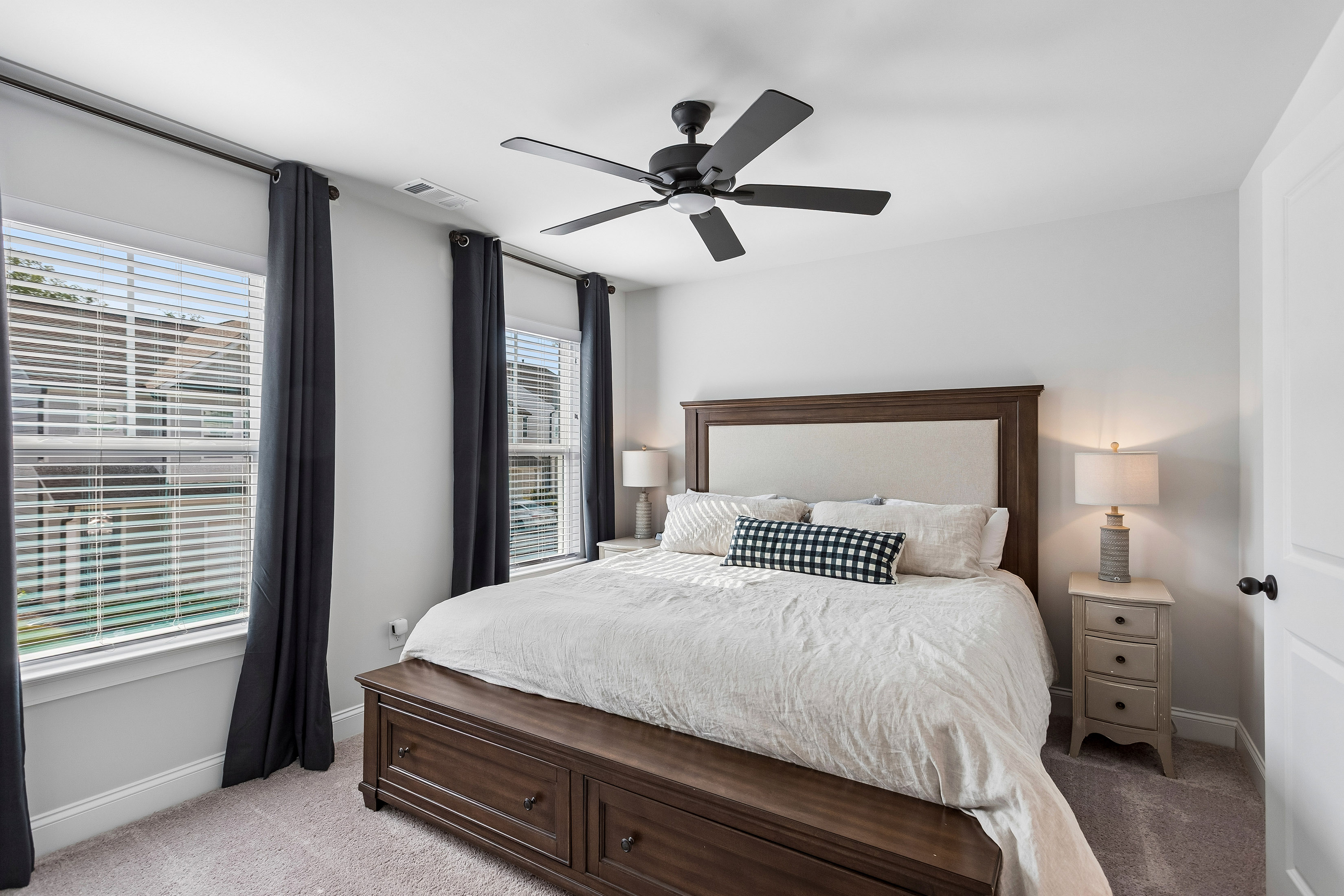  Stunning Home on Desirable Corner Lot in Beautiful New Gated Community - 物件實景