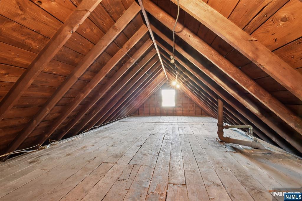 Bloomfield, New Jersey, 07003, United States, 4 Bedrooms Bedrooms, ,2 BathroomsBathrooms,Residential,For Sale,1897617