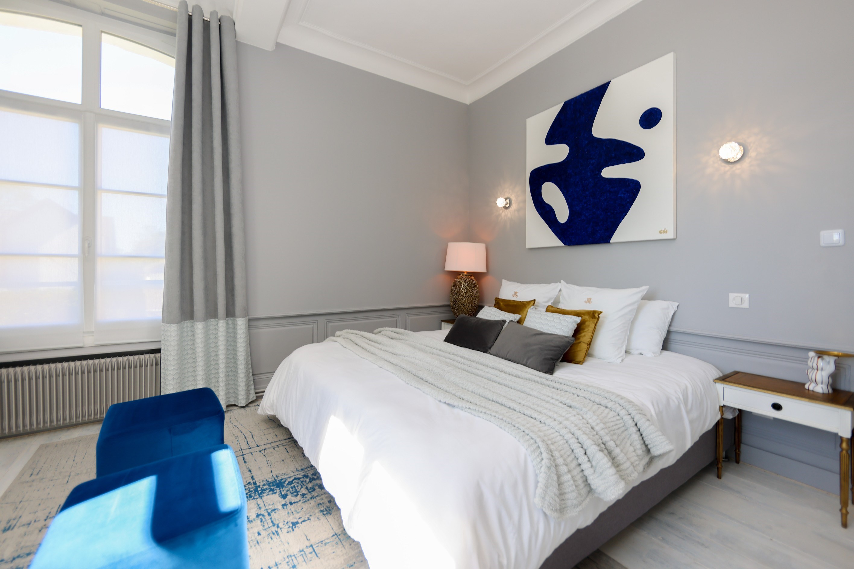  MONTREUIL AT THE FOOT OF THE RAMPARTS – A STUNNING 18TH-CENTURY MANSION - 物件實景