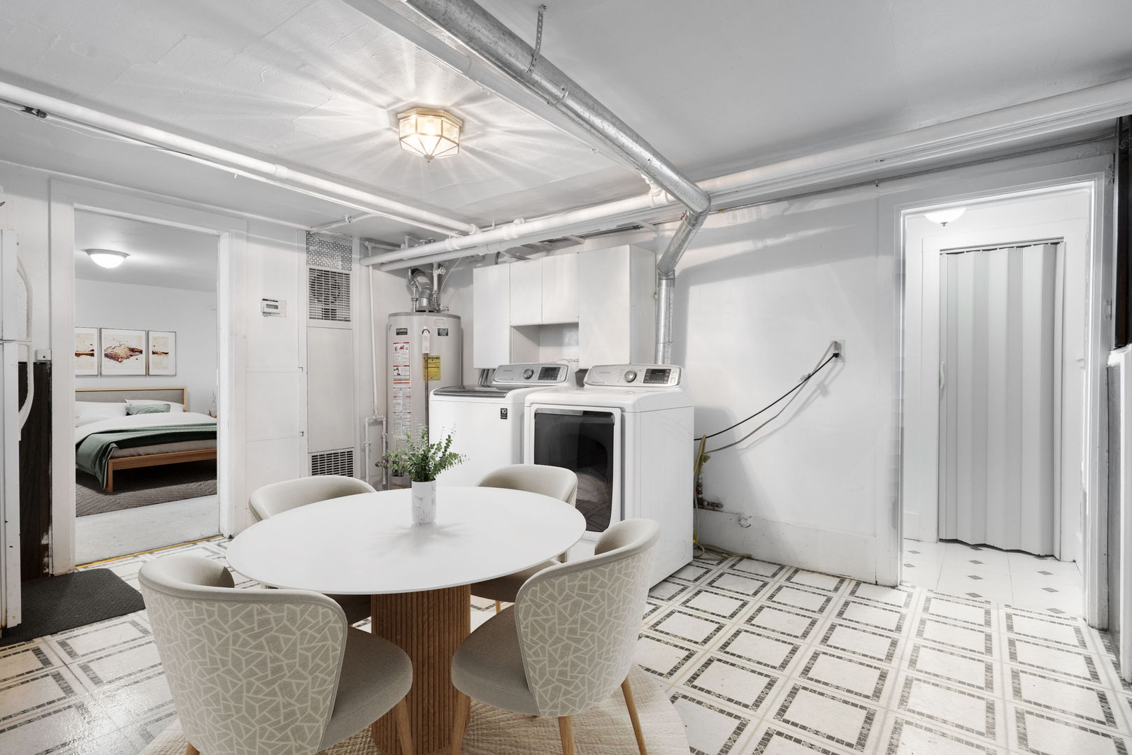 Oak Park, Illinois, 60304, United States, 4 Bedrooms Bedrooms, ,3 BathroomsBathrooms,Residential,For Sale,1966946