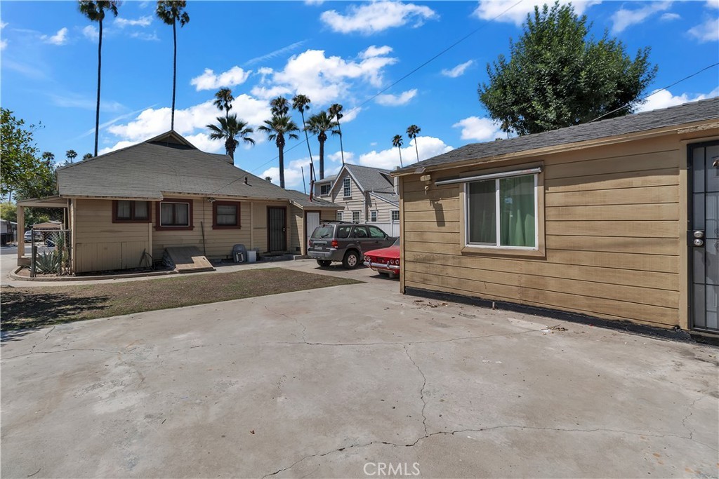 Pomona, California, 91767, United States, 2 Bedrooms Bedrooms, ,2 BathroomsBathrooms,Residential,For Sale,1927758