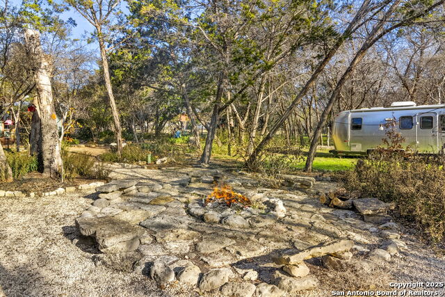 Bandera, Texas, 78003, United States, 4 Bedrooms Bedrooms, ,2 BathroomsBathrooms,Residential,For Sale,1745756
