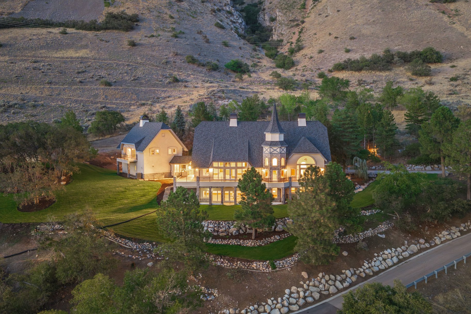  European Estate with Huge Views of the Valley - 物件實景