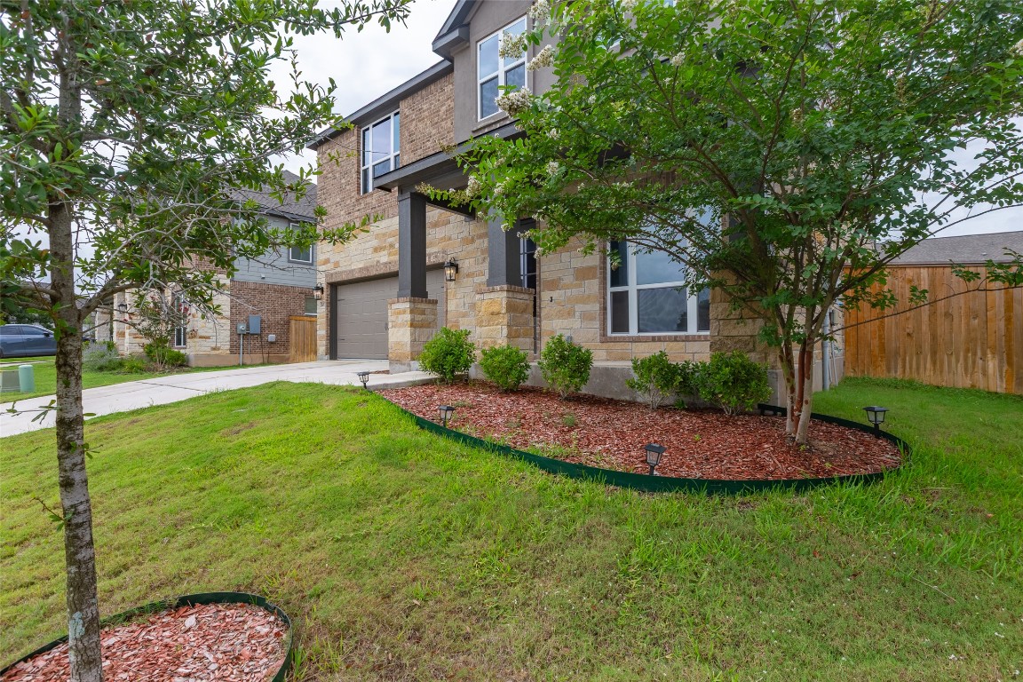 Bastrop, Texas, 78602, United States, 5 Bedrooms Bedrooms, ,4 BathroomsBathrooms,Residential,For Sale,1885305
