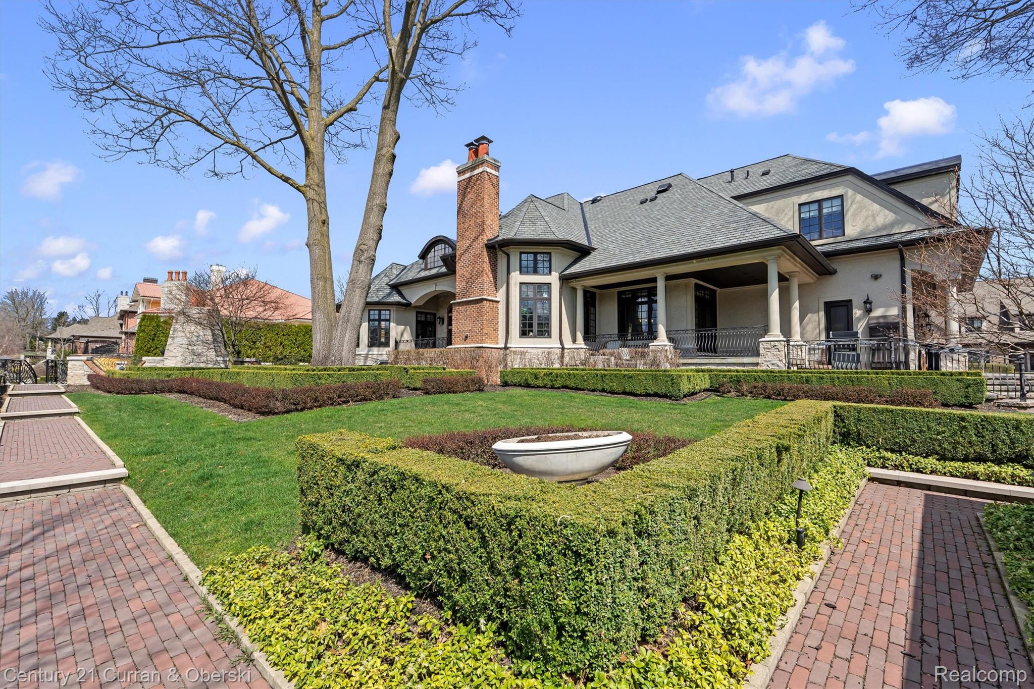 Northville, Michigan, 48168, United States, 4 Bedrooms Bedrooms, ,7 BathroomsBathrooms,Residential,For Sale,2038864