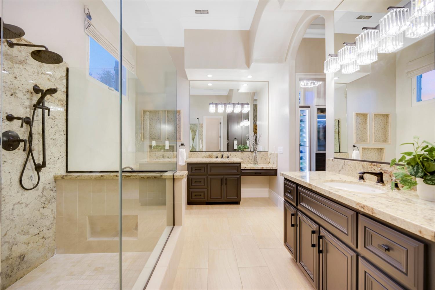 Loomis, California, 95650, United States, 6 Bedrooms Bedrooms, ,6 BathroomsBathrooms,Residential,For Sale,1908935