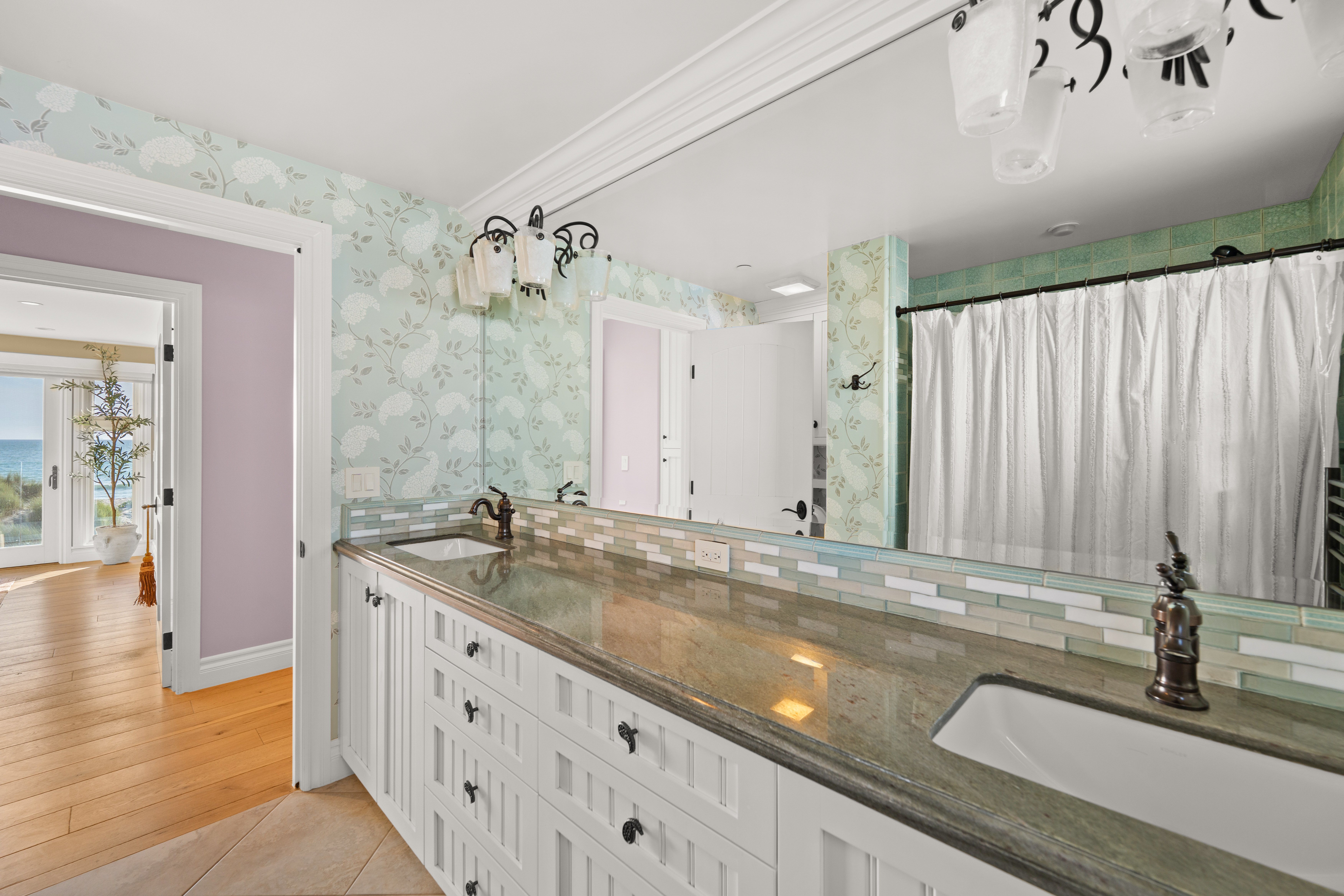  1096 Belfast Lane, Ventura, CA 93001 - 物件實景