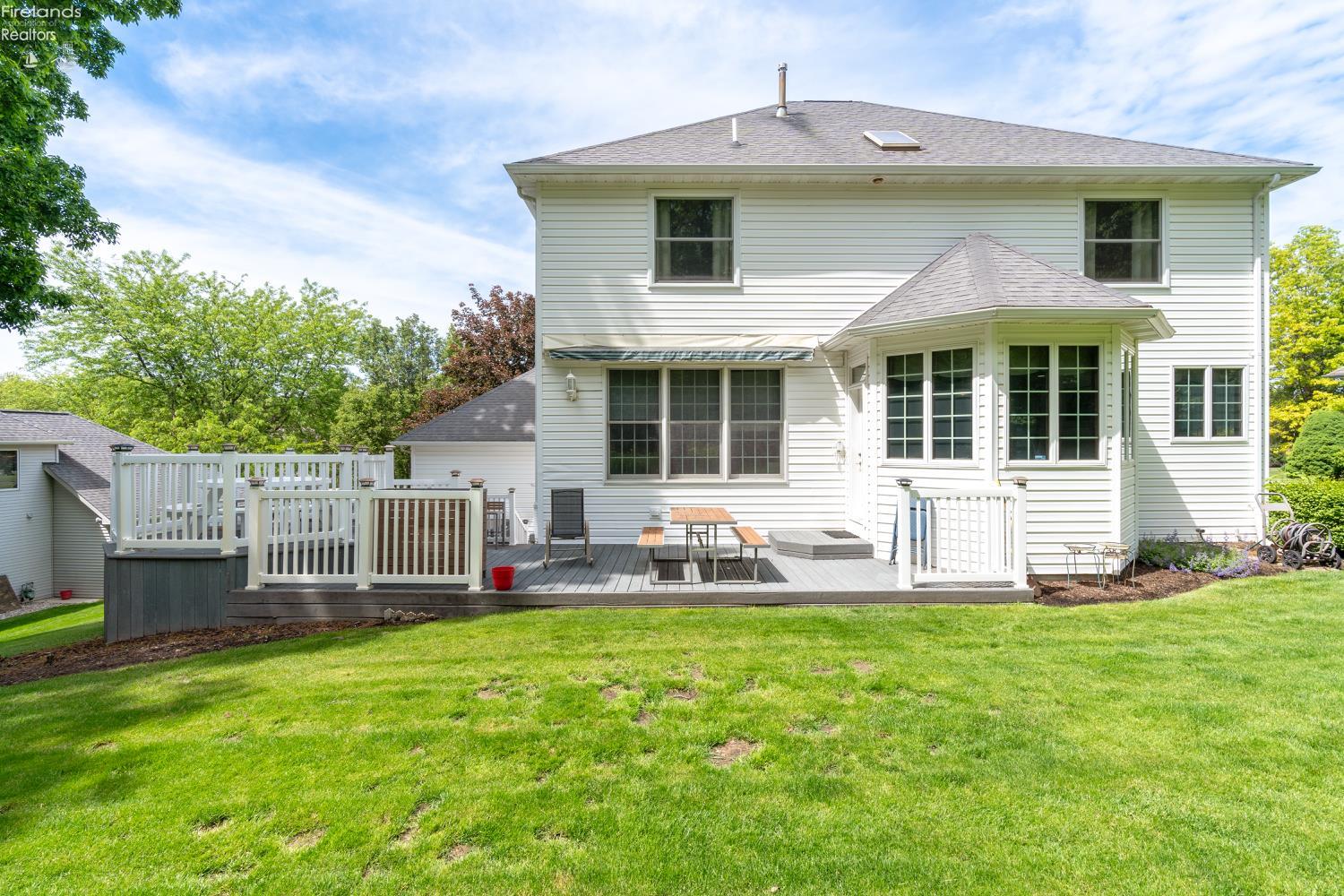 Port Clinton, Ohio, 43452, United States, 3 Bedrooms Bedrooms, ,3 BathroomsBathrooms,Residential,For Sale,1921472