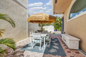 Delray Beach, Florida, 33483, United States, 3 Bedrooms Bedrooms, ,3 BathroomsBathrooms,Residential,For Sale,1979437