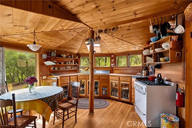 Chic, California, 95928, United States, 3 Bedrooms Bedrooms, ,1 BathroomBathrooms,Residential,For Sale,2048189