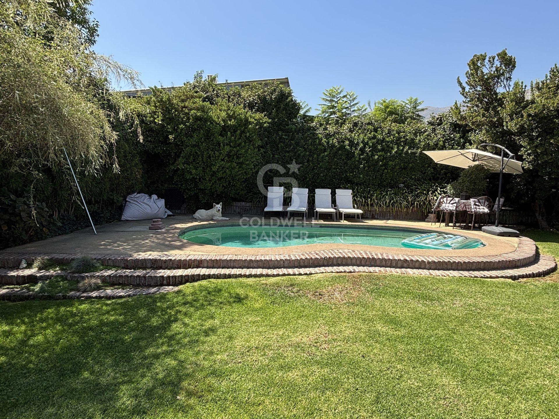 Las Condes, Chile, 5 Bedrooms Bedrooms, ,4 BathroomsBathrooms,Residential,For Sale,1751302