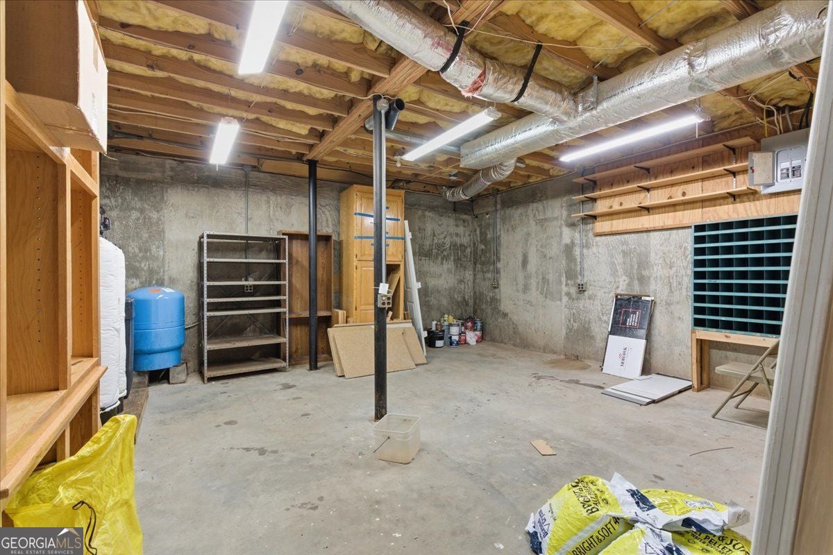 Douglasville, Georgia, 30135, United States, 5 Bedrooms Bedrooms, ,3 BathroomsBathrooms,Residential,For Sale,1988782