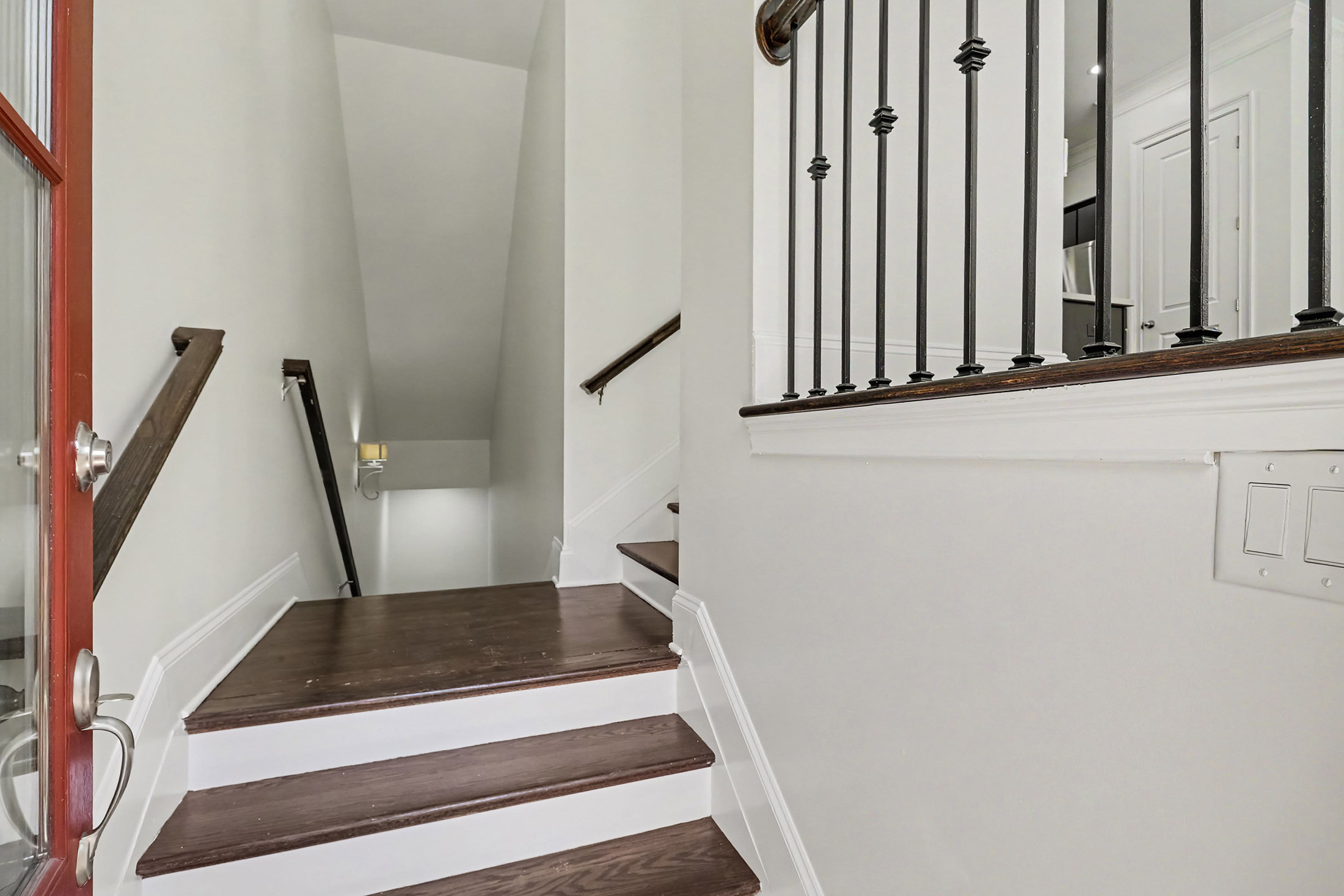  Beautiful Move-in Ready Townhome in the Gated Gramercy Community - 物件實景