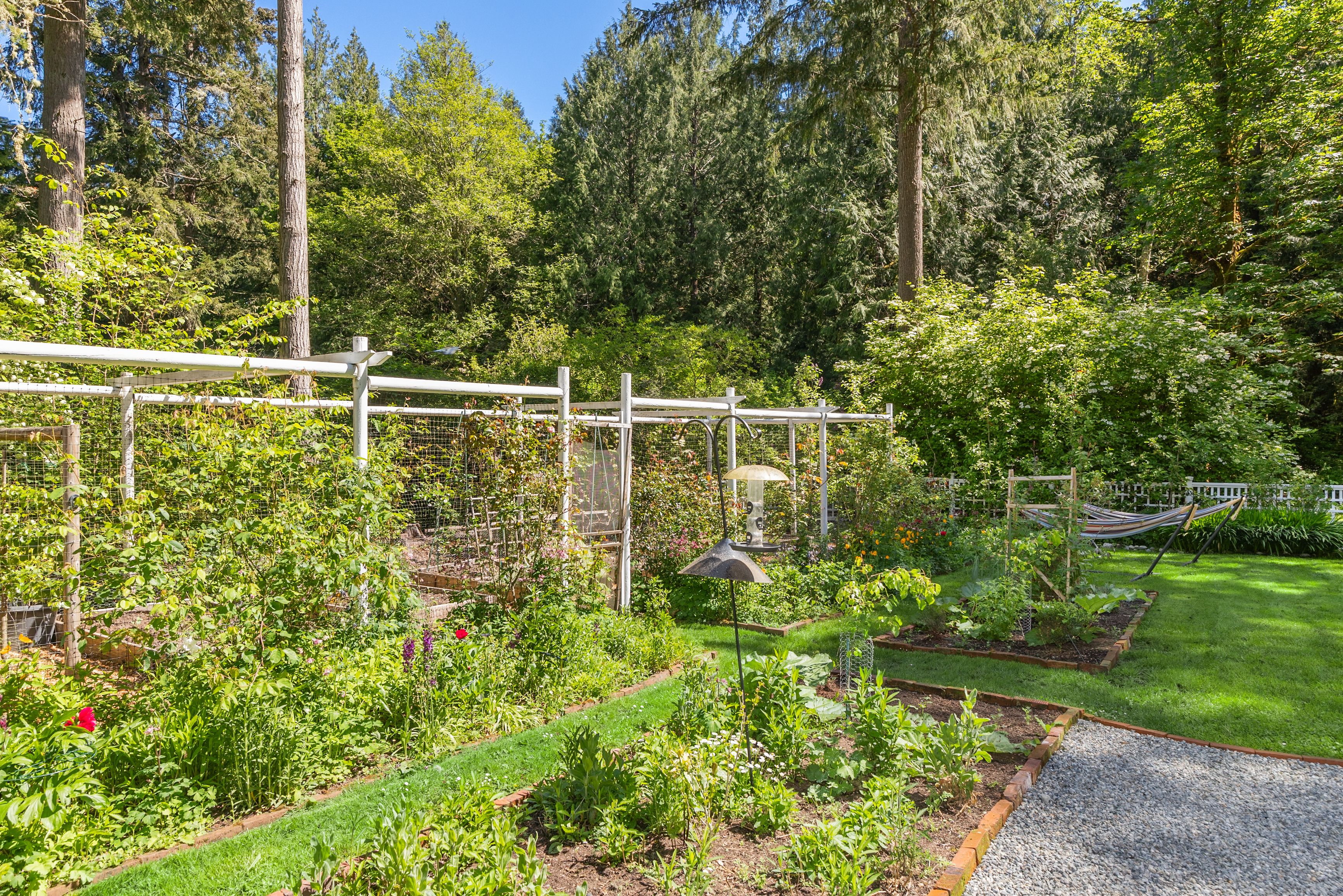 14268 N Madison Avenue NE, Bainbridge Island, WA 98110 - 物件實景