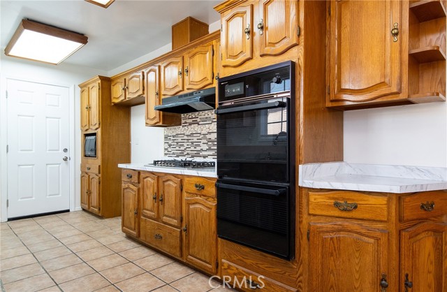 Lakewood, California, 90712, United States, 3 Bedrooms Bedrooms, ,2 BathroomsBathrooms,Residential,For Sale,1986109