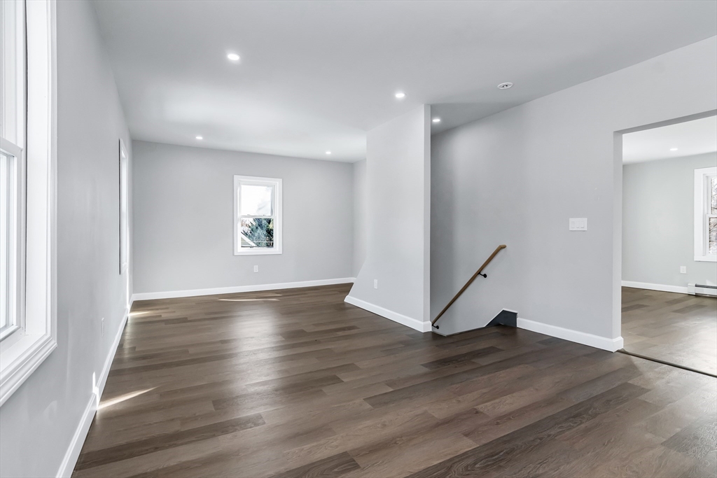 Fitchburg, Massachusetts, 01420, United States, 6 Bedrooms Bedrooms, ,2 BathroomsBathrooms,Residential,For Sale,2008153