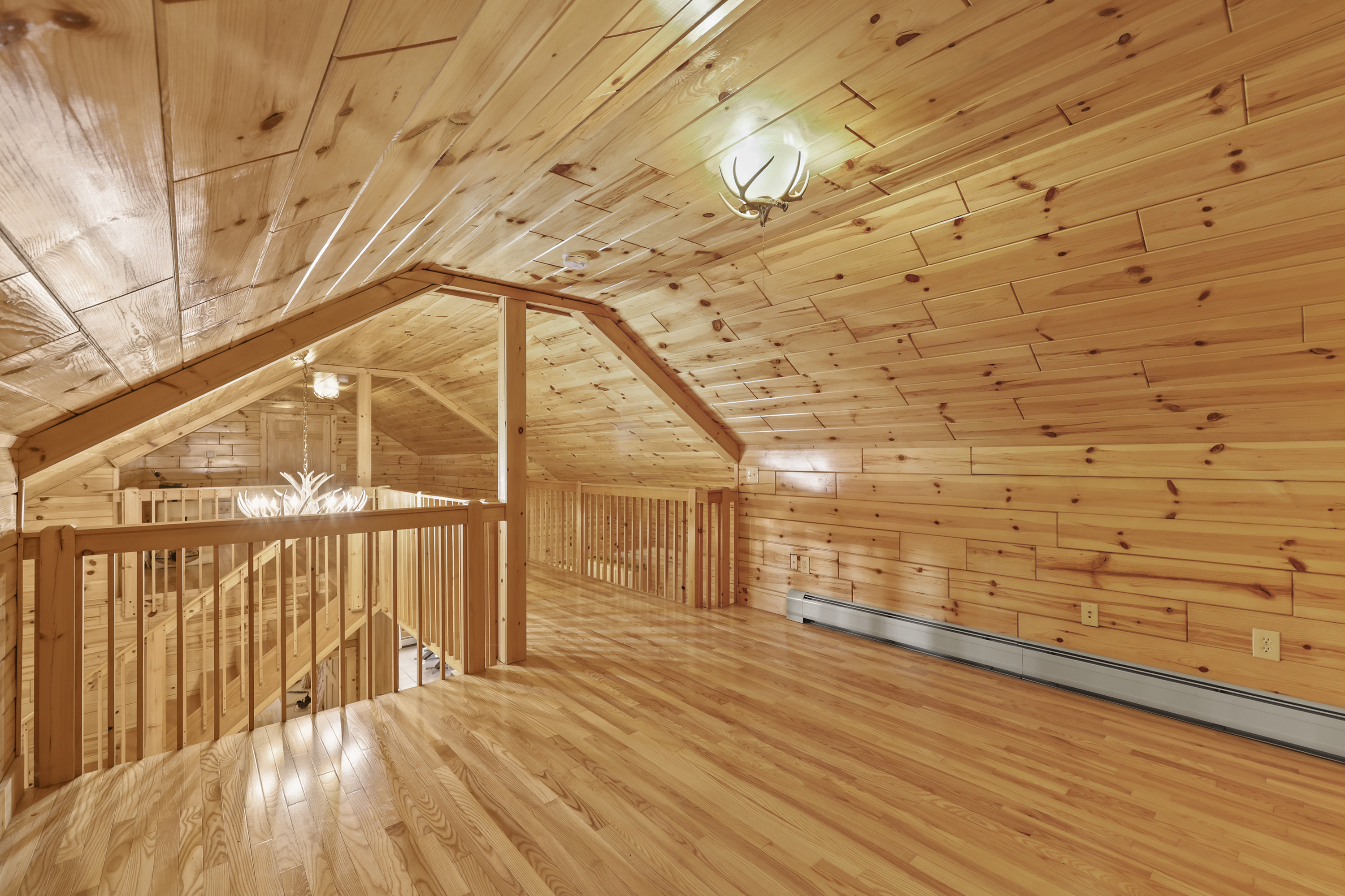  Berkshires Log Home Retreat with Wildlife Pond & Guest Apartment - 物件實景